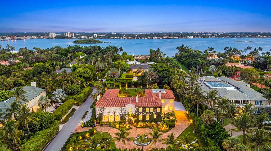 111 Via Del Lago, Palm Beach, FL 33480, Palm Beach - Photo 4