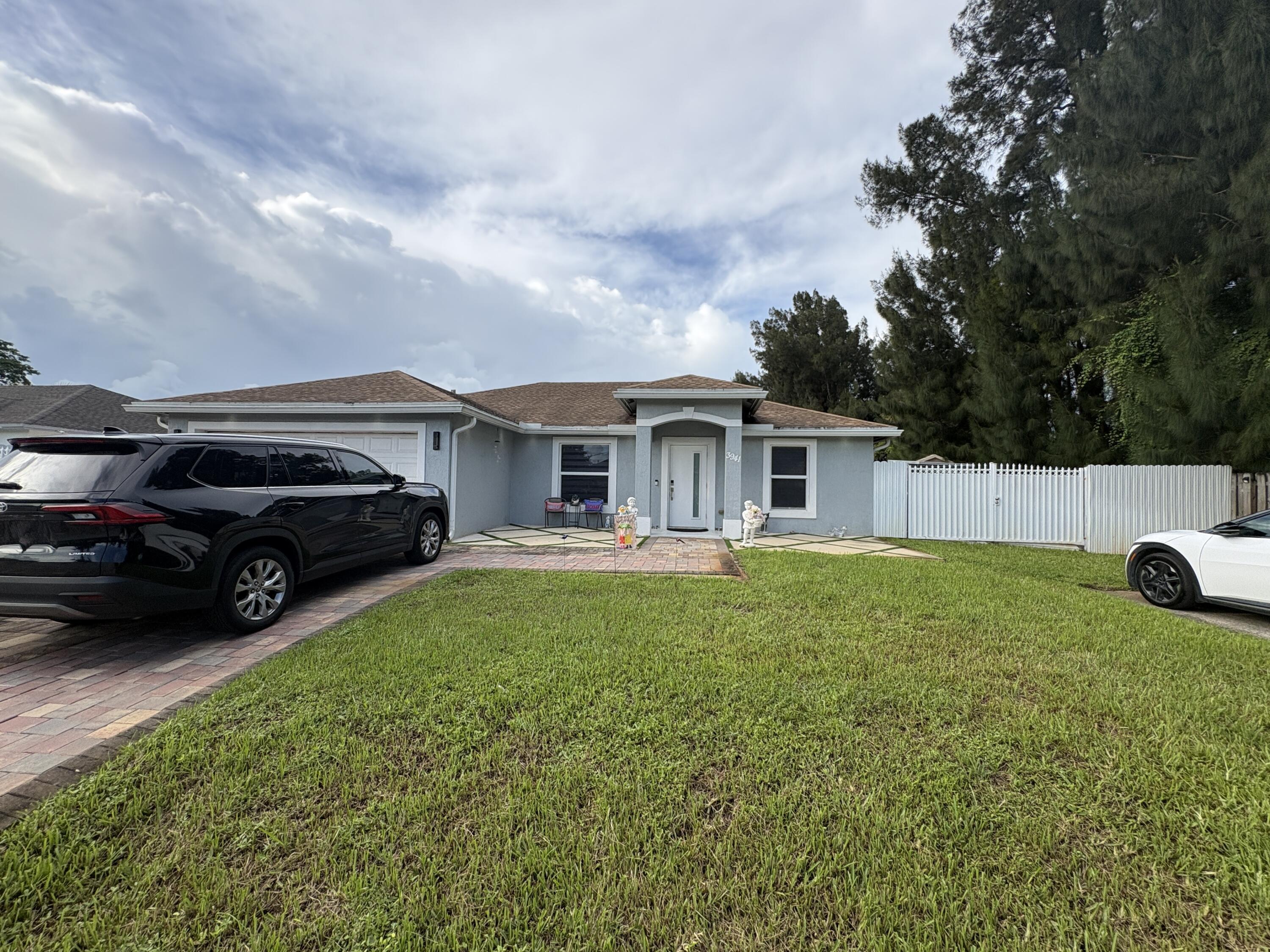 3941 TROPICAL Way, Palm Springs, FL 33461, Palm Springs - Photo 4