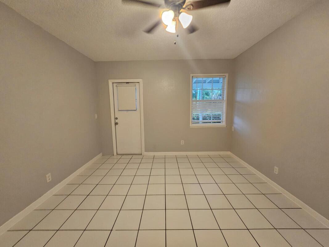 3000 NW 5th Avenue 15, Boca Raton, FL 33431, Boca Raton - Photo 5