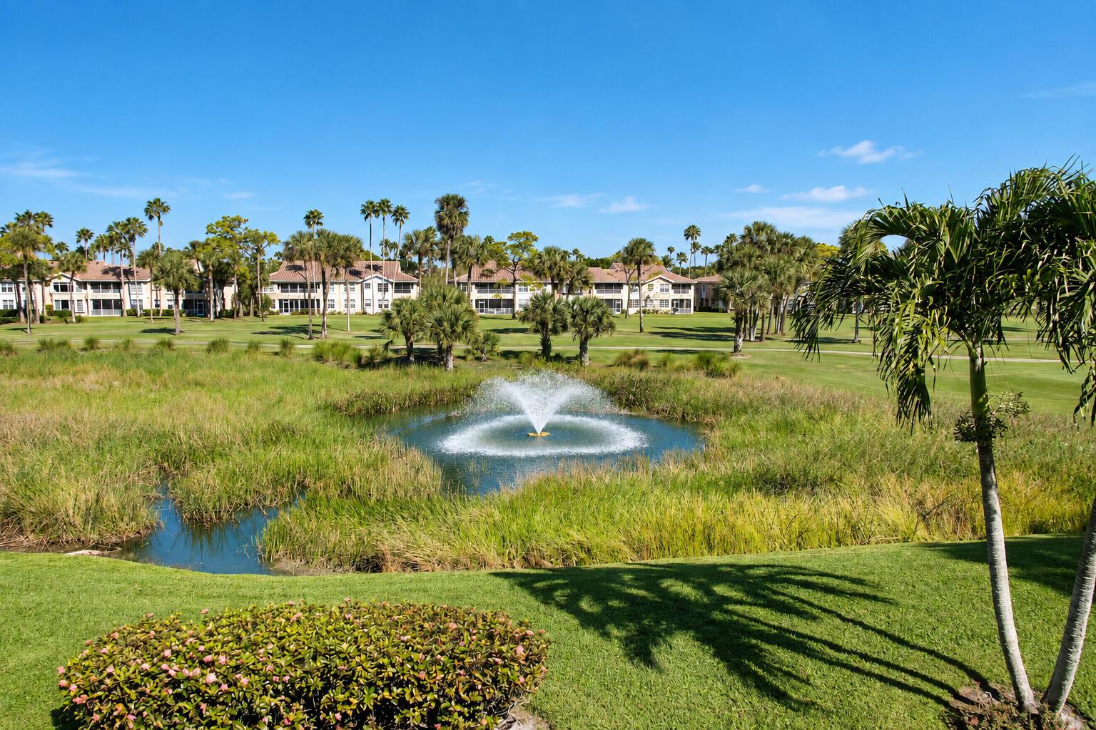 305 Ryder Cup Circle, Palm Beach Gardens, FL 33418, Palm Beach Gardens - Photo 2