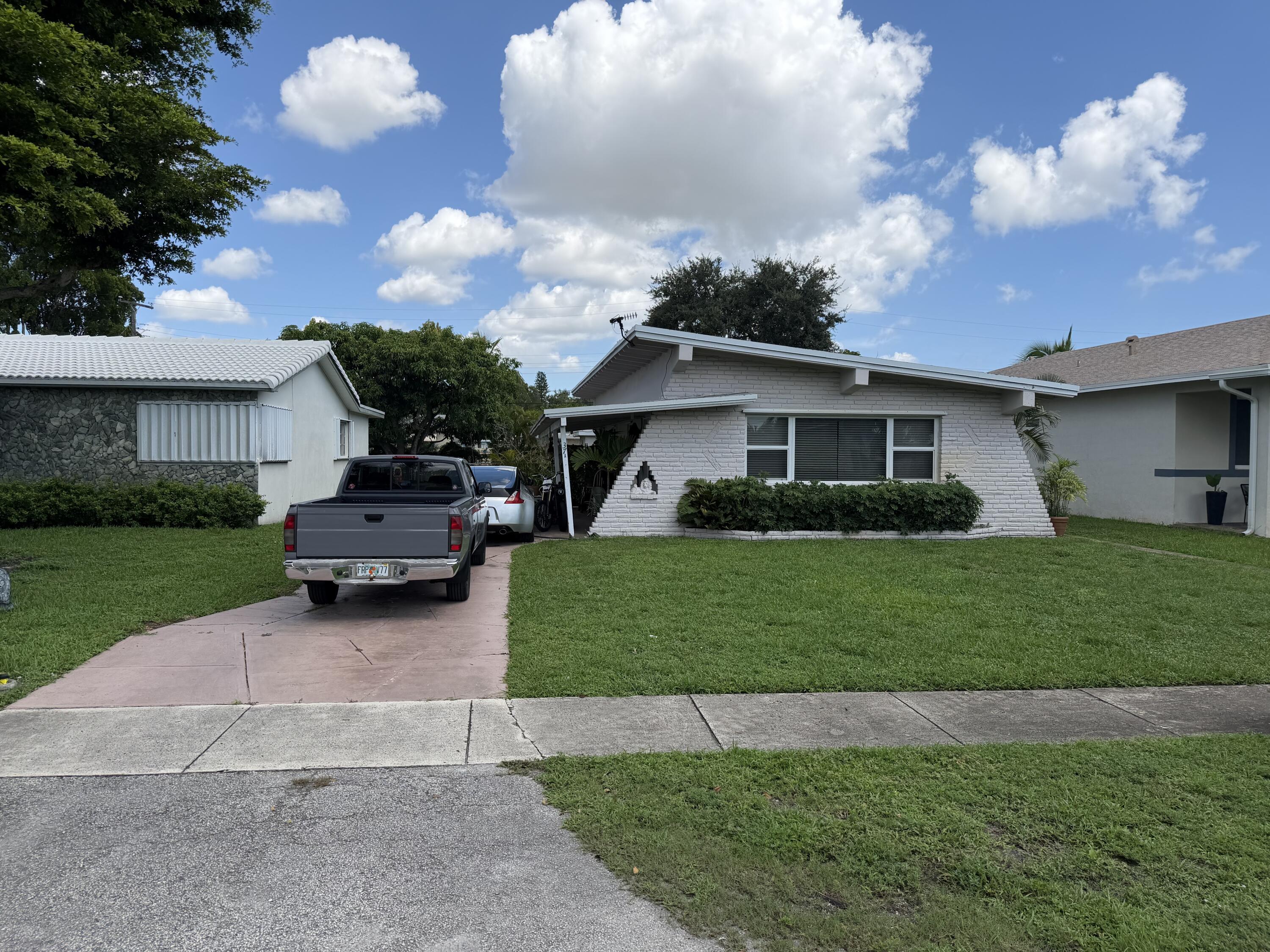 37 SE 14TH Street 12, Dania Beach, FL 33004, Dania Beach - Photo 2