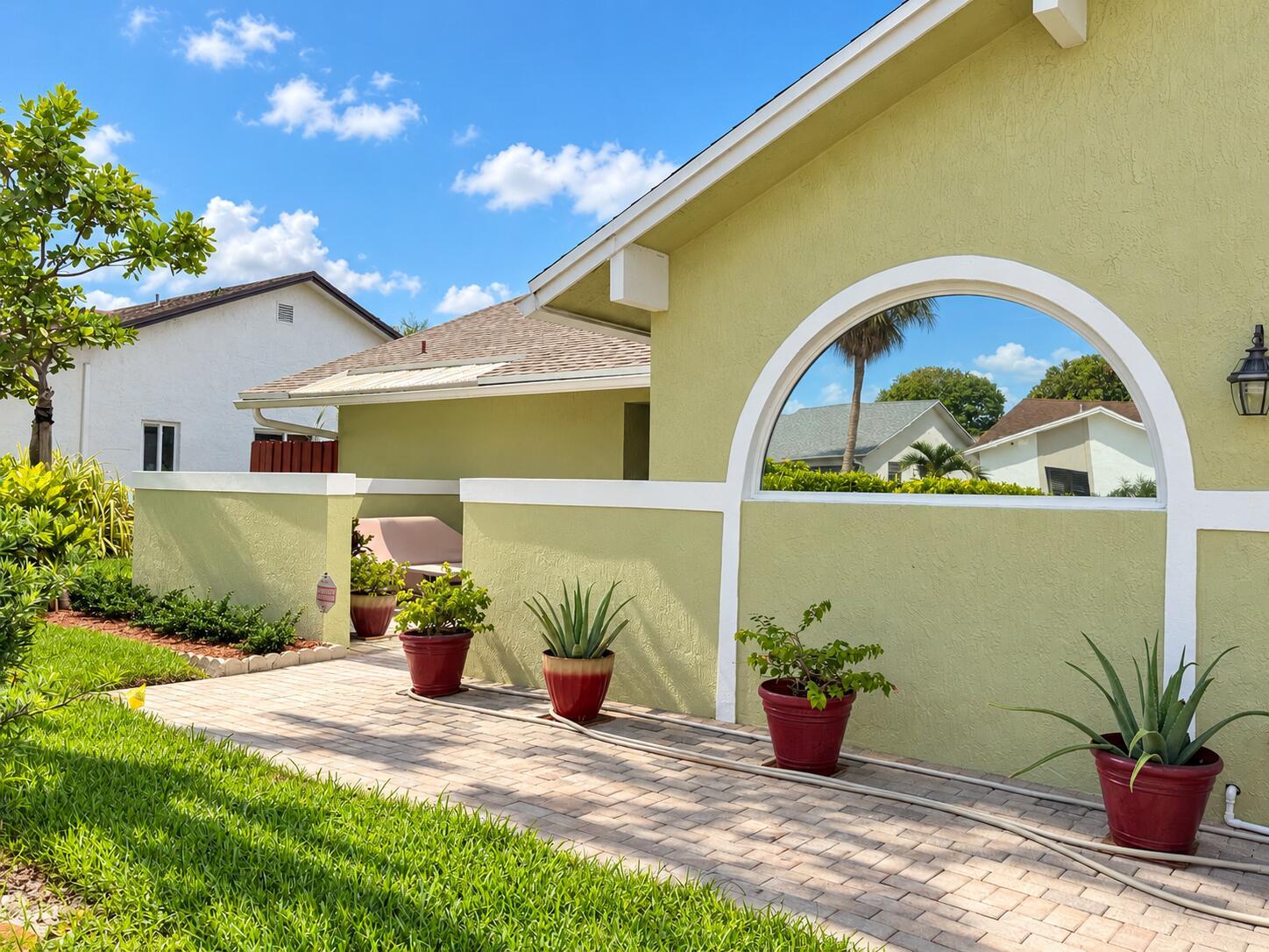 7482 NW 48TH Place, Lauderhill, FL 33319, Lauderhill - Photo 3
