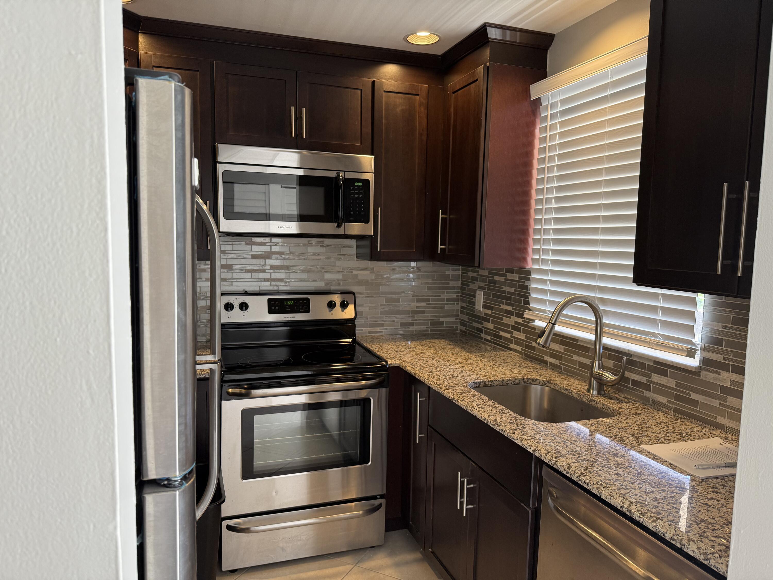 2755 W Atlantic Avenue 4208, Delray Beach, FL 33445, Delray Beach - Photo 2