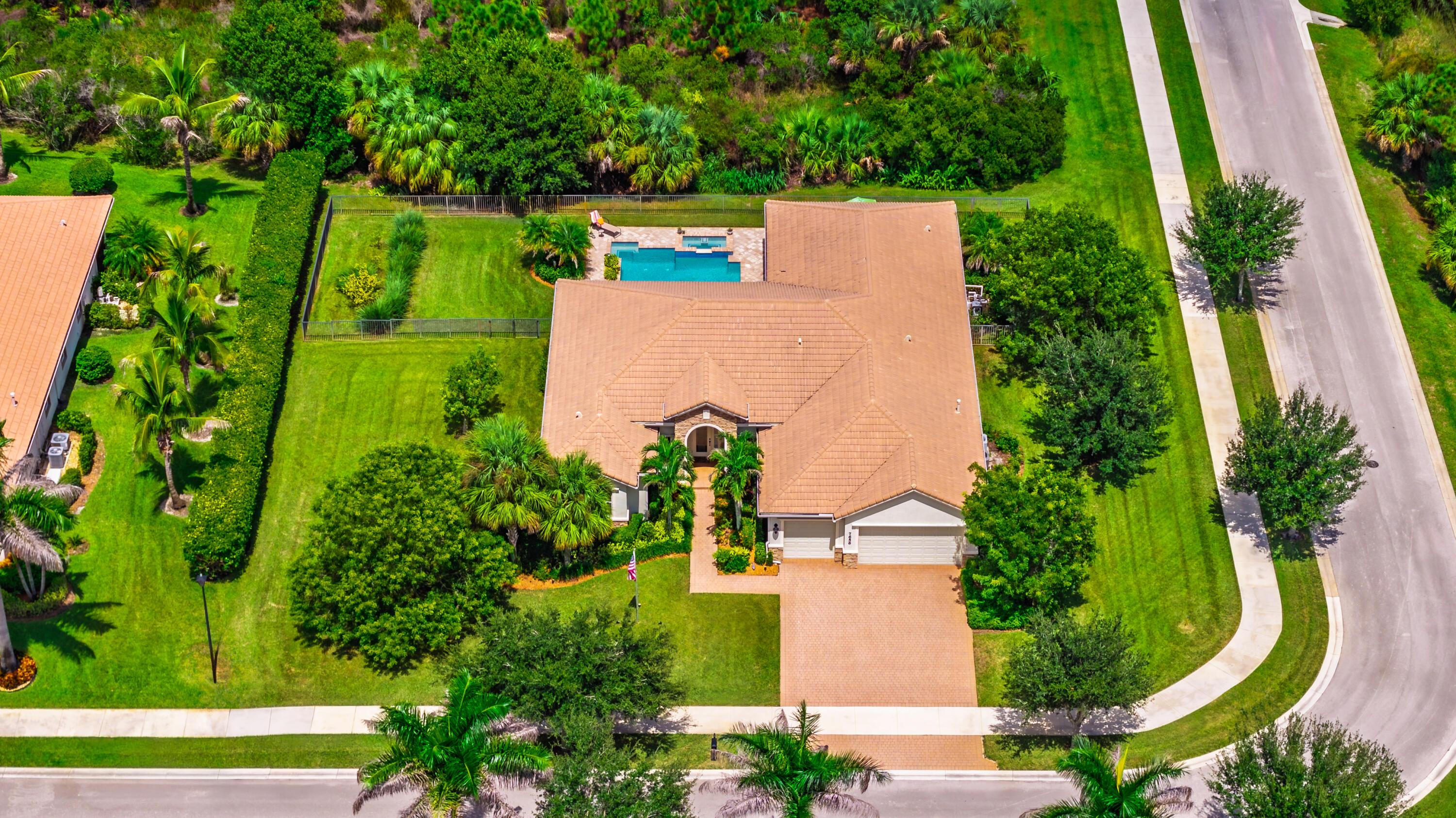 7656 SE RAVISSANT Drive, Stuart, FL 34997, Stuart - Photo 2
