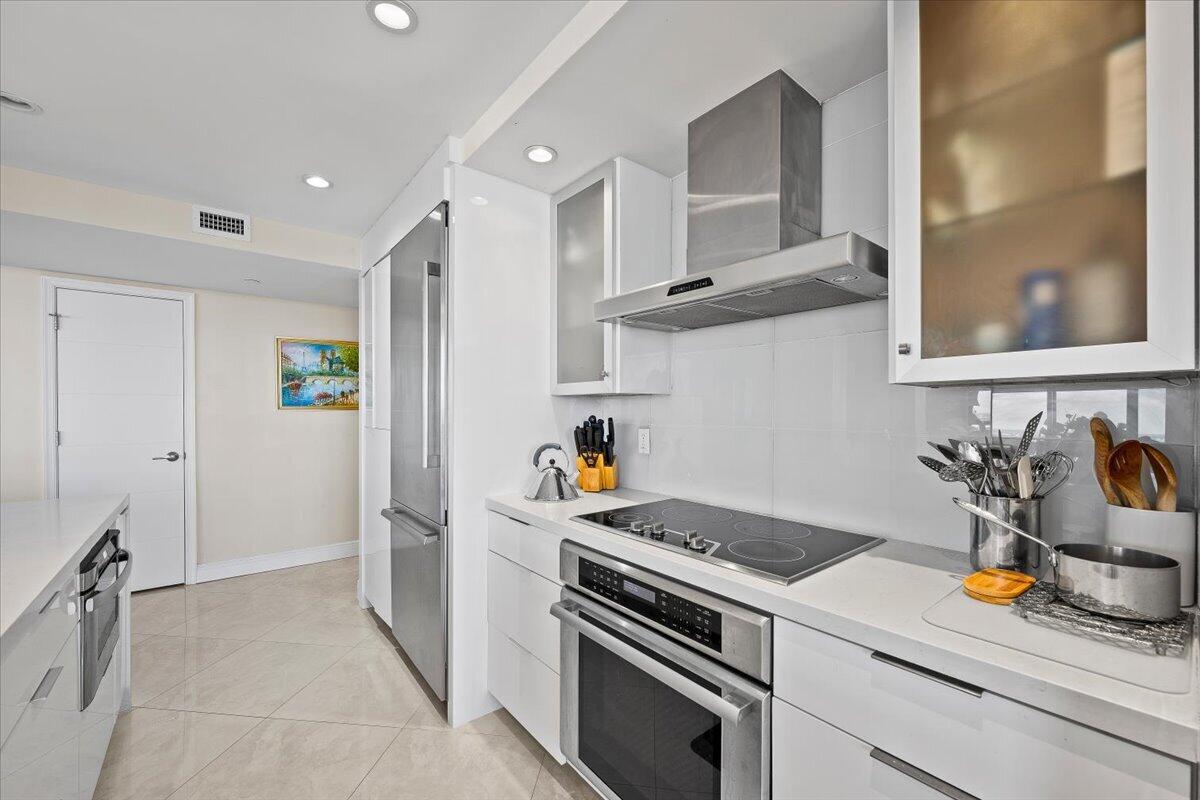 4100 N OCEAN Drive 2304, Singer Island, FL 33404, Singer Island - Photo 4