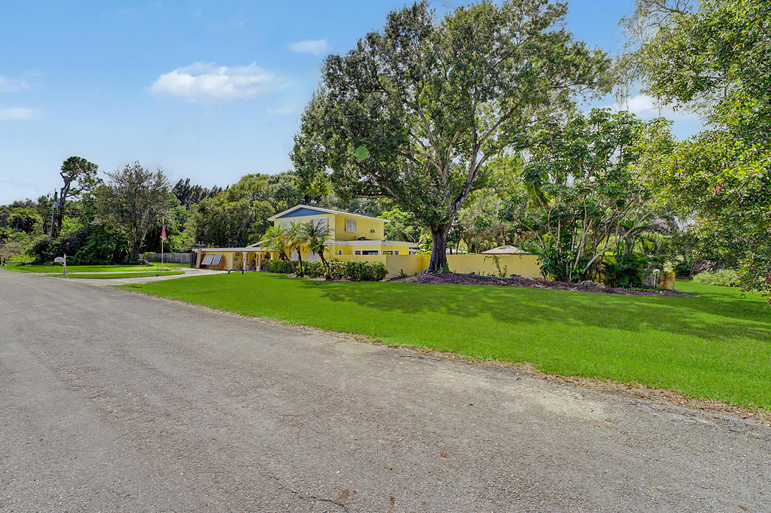 3117 Maravilla Boulevard, Fort Pierce, FL 34982, Fort Pierce - Photo 3