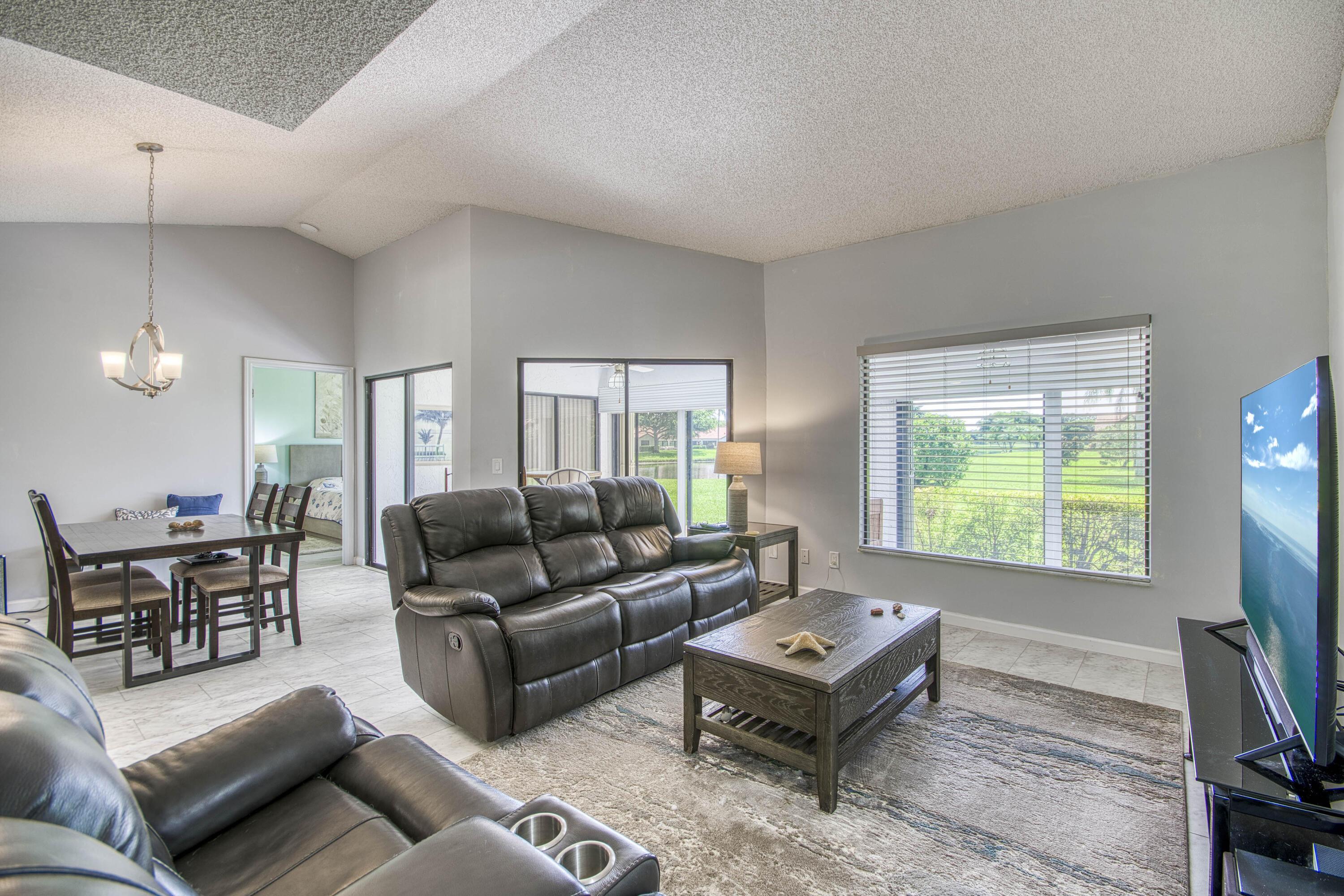8206 Mooring Circle, Boynton Beach, FL 33472, Boynton Beach - Photo 5