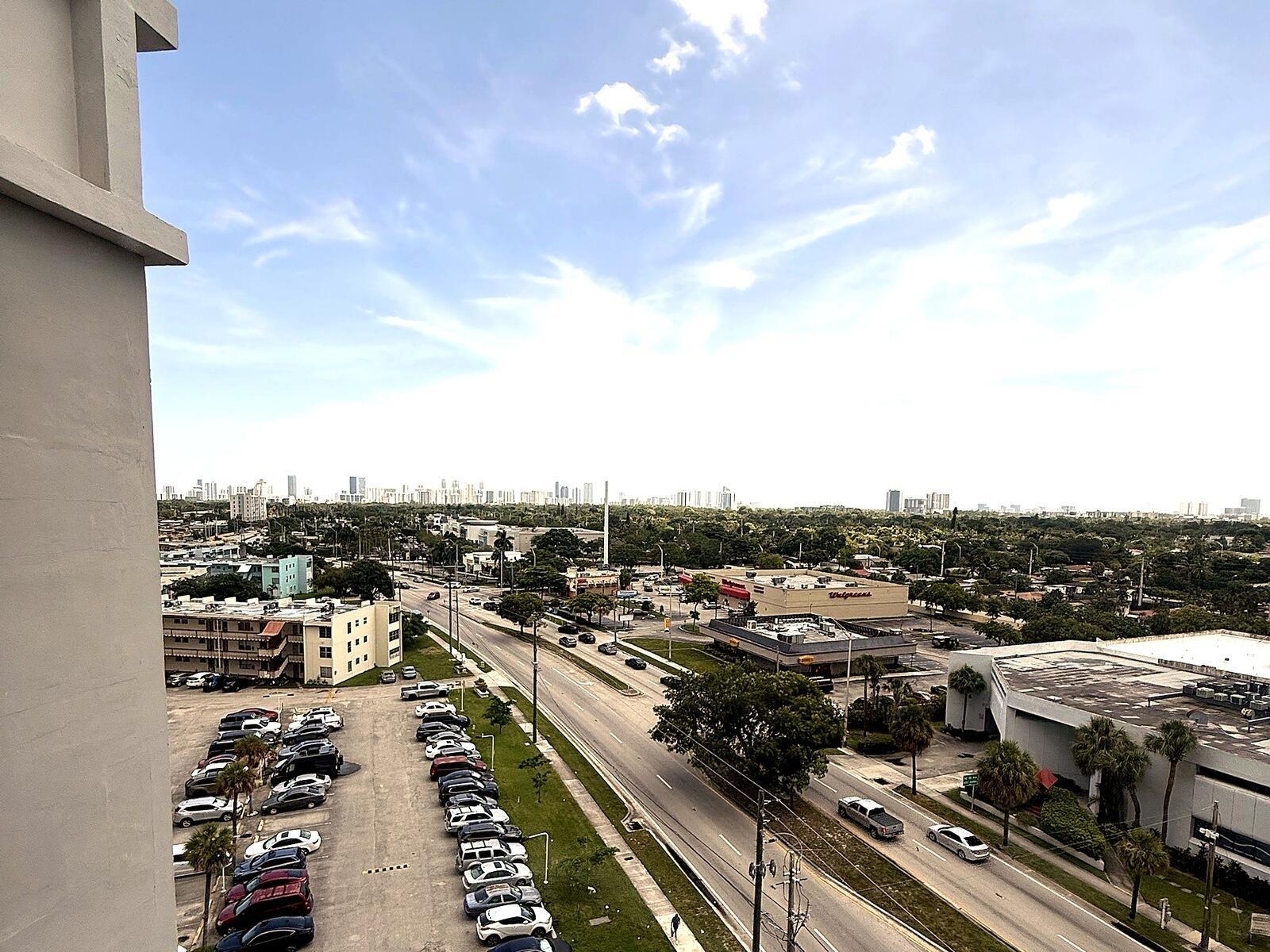 1401 NE Miami Gardens Drive 1096, Miami, FL 33179, Miami - Photo 3