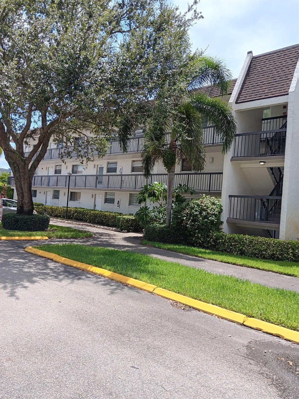 7400 NW 17TH Street 308, Plantation, FL 33313, Plantation - Photo 5