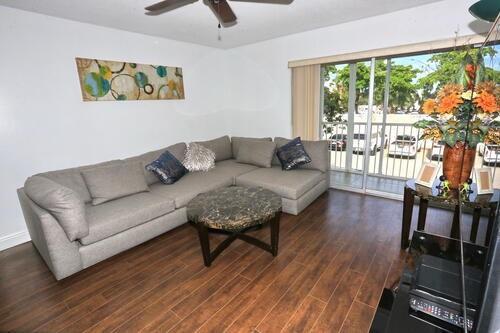 , Deerfield Beach - Photo 2