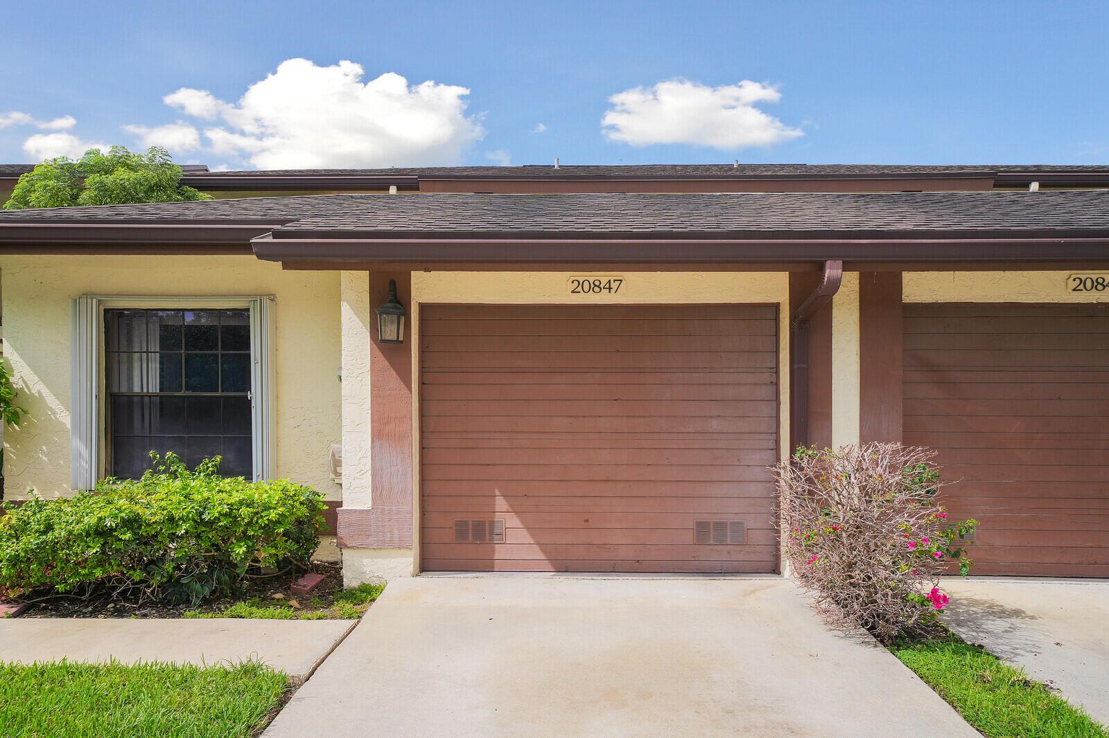 20847 BOCA RIDGE Drive N, Boca Raton, FL 33428, Boca Raton - Photo 2