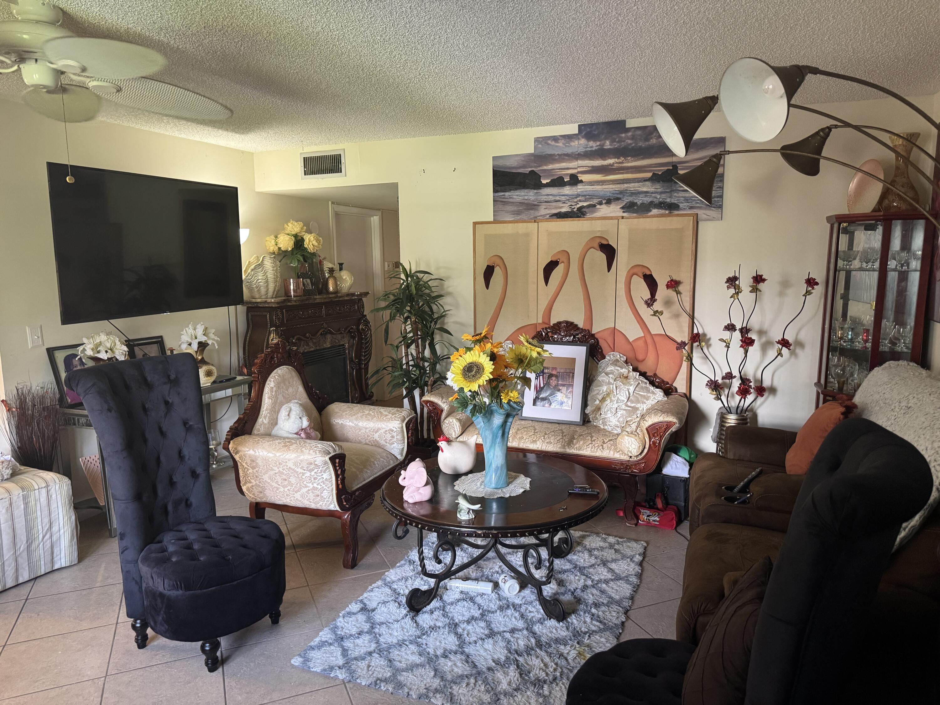 58 WOODLAND Drive 102, Vero Beach, FL 32962, Vero Beach