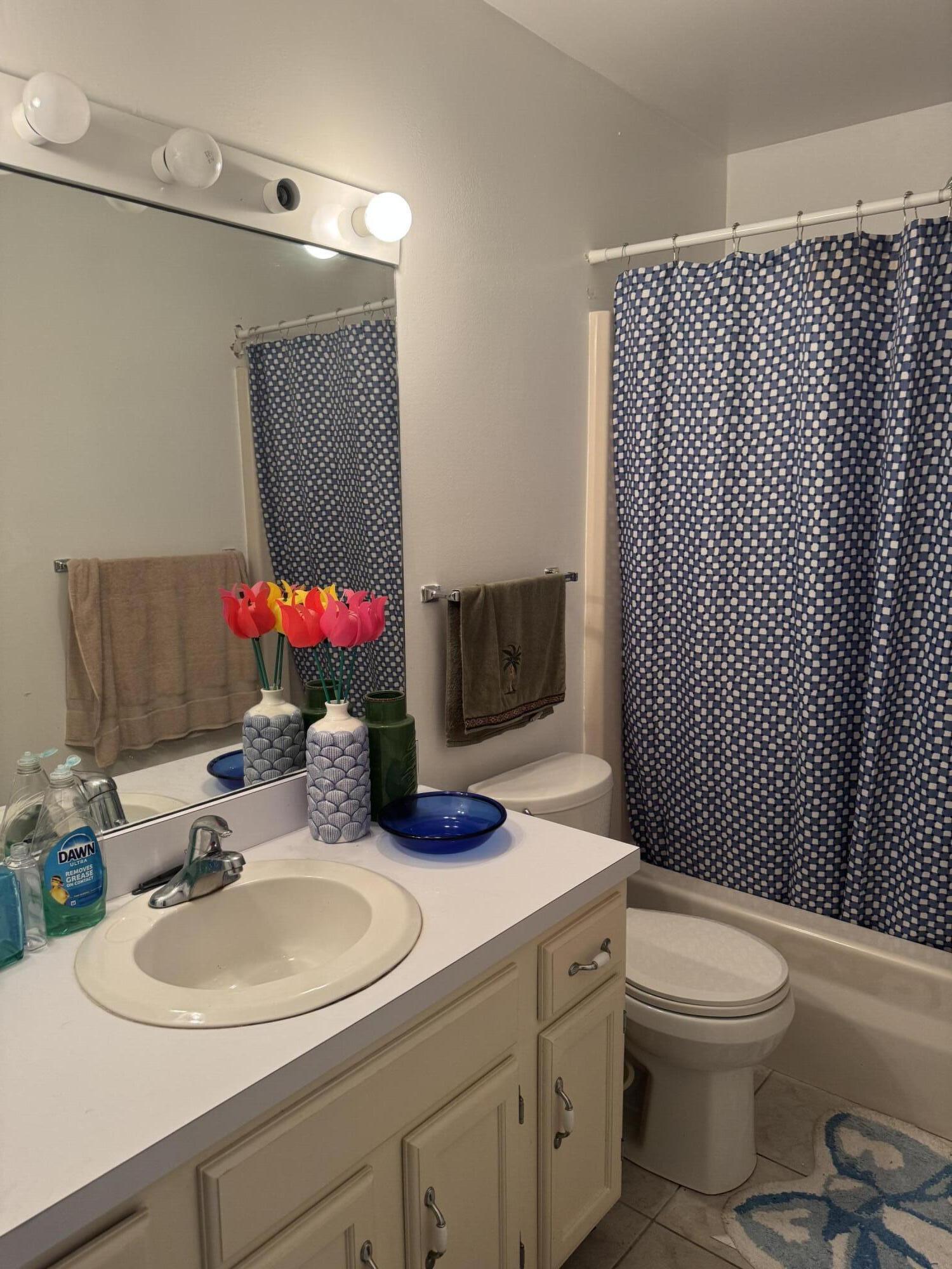 58 WOODLAND Drive 102, Vero Beach, FL 32962, Vero Beach - Photo 5