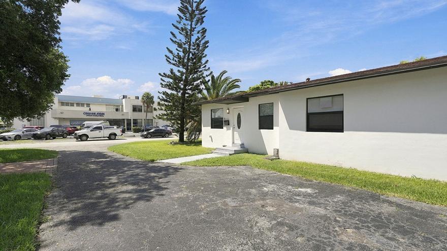 245 NE 1ST Terrace 245, Dania Beach, FL 33004, Dania Beach - Photo 3