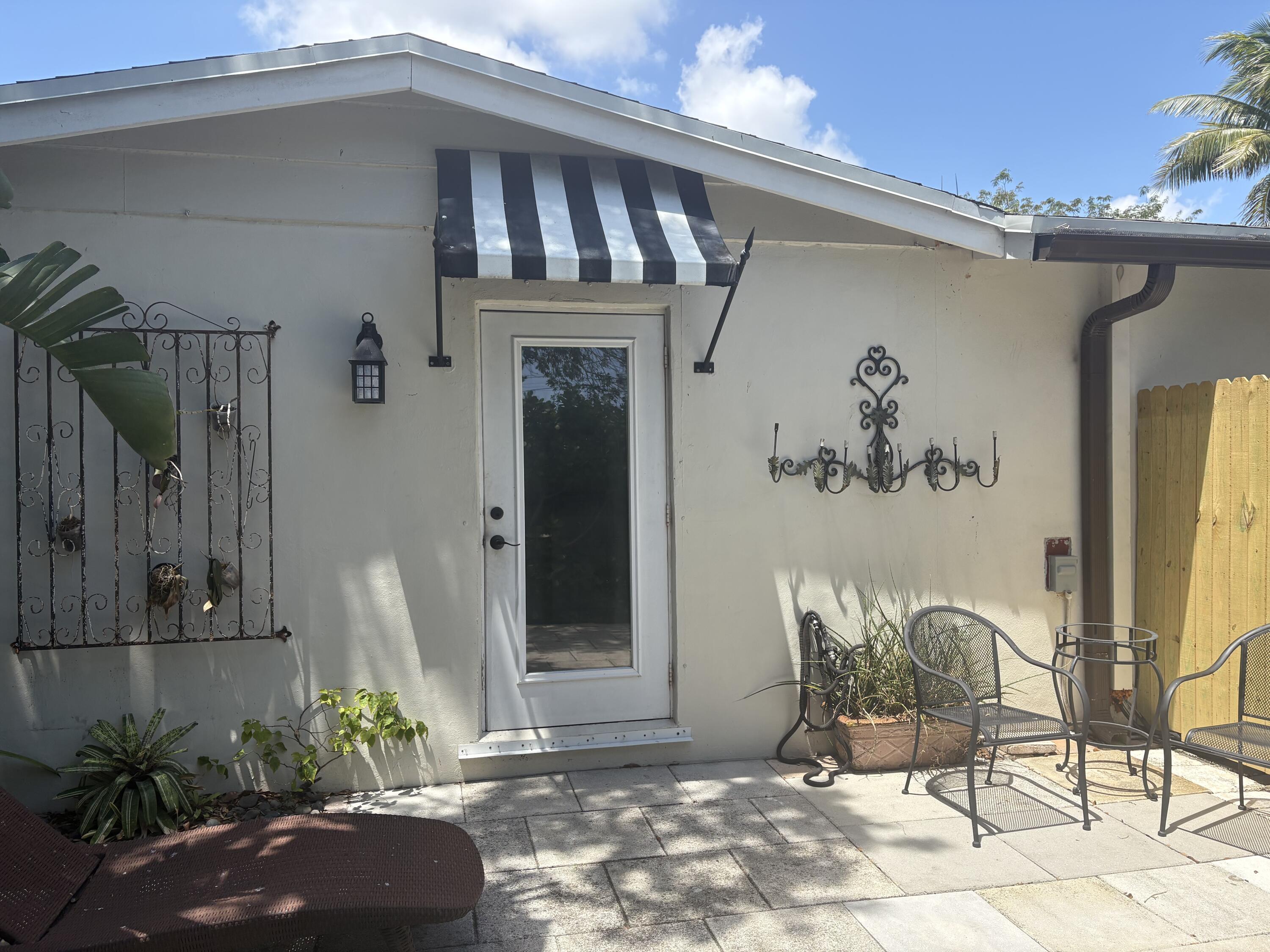 2565 Meadow Road, West Palm Beach, FL 33406, West Palm Beach - Main