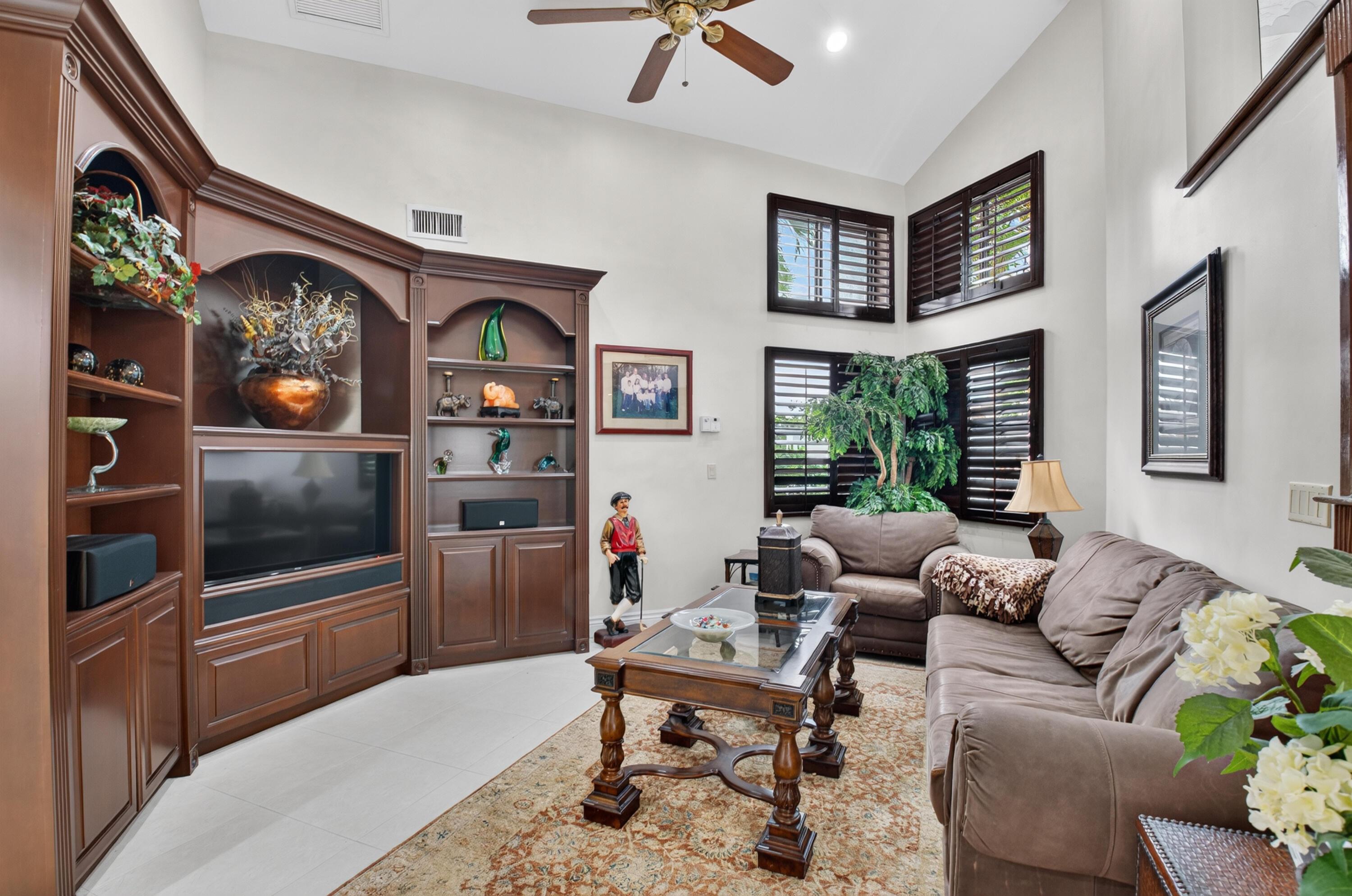 6761 Woodbridge Drive, Boca Raton, FL 33434, Boca Raton - Photo 2