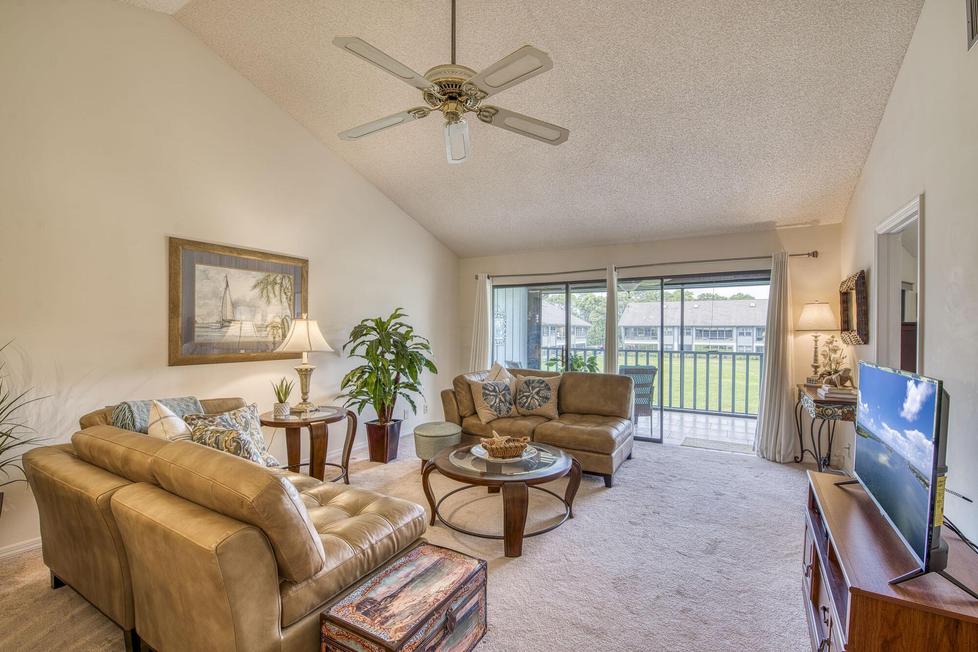 6275 SE Charleston Place B203, Hobe Sound, FL 33455, Hobe Sound - Photo 3