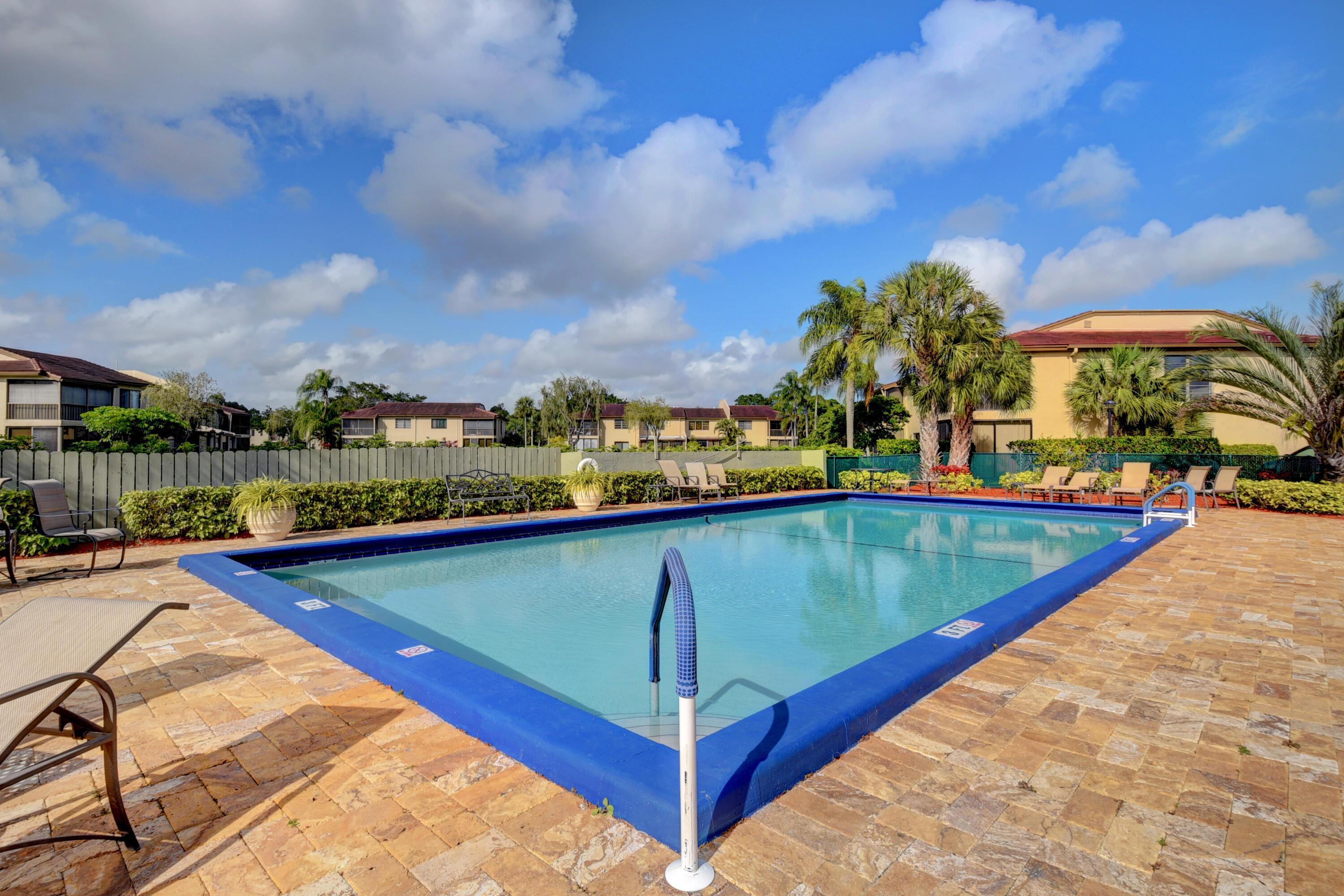 7911 Eastlake Drive H, Boca Raton, FL 33433, Boca Raton - Photo 2