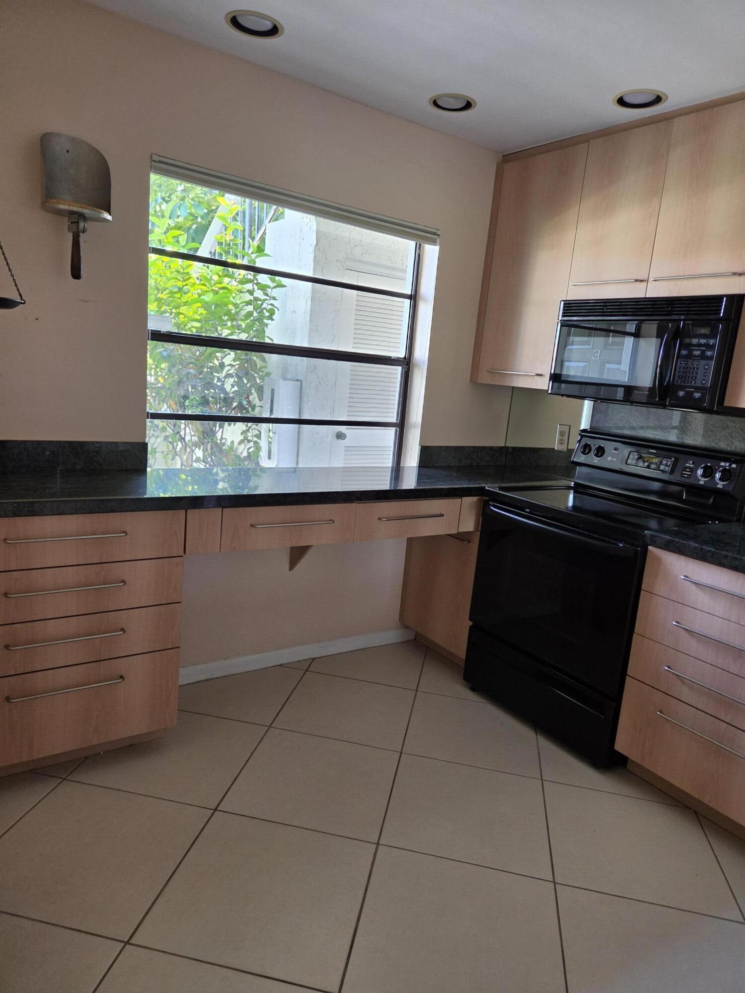 21500 Cypress Hammock Drive 38e, Boca Raton, FL 33428, Boca Raton - Photo 2