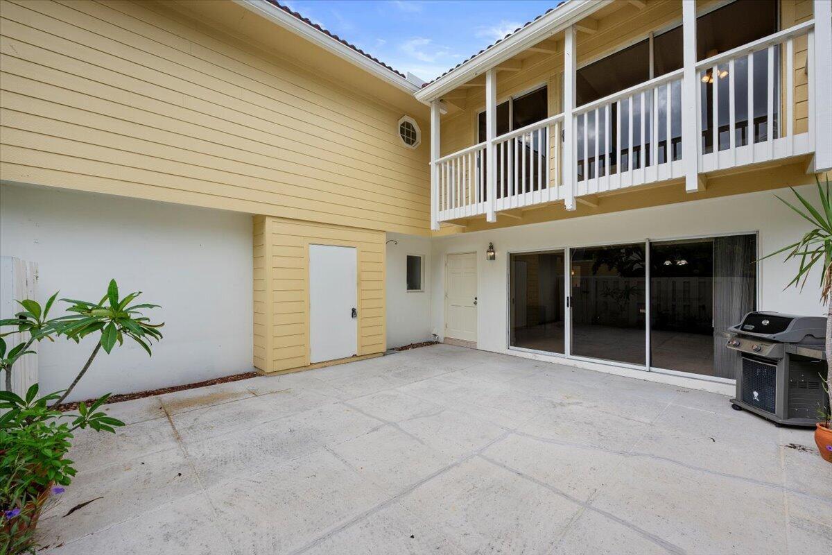 251 SEABREEZE Circle, Jupiter, FL 33477, Jupiter - Photo 2