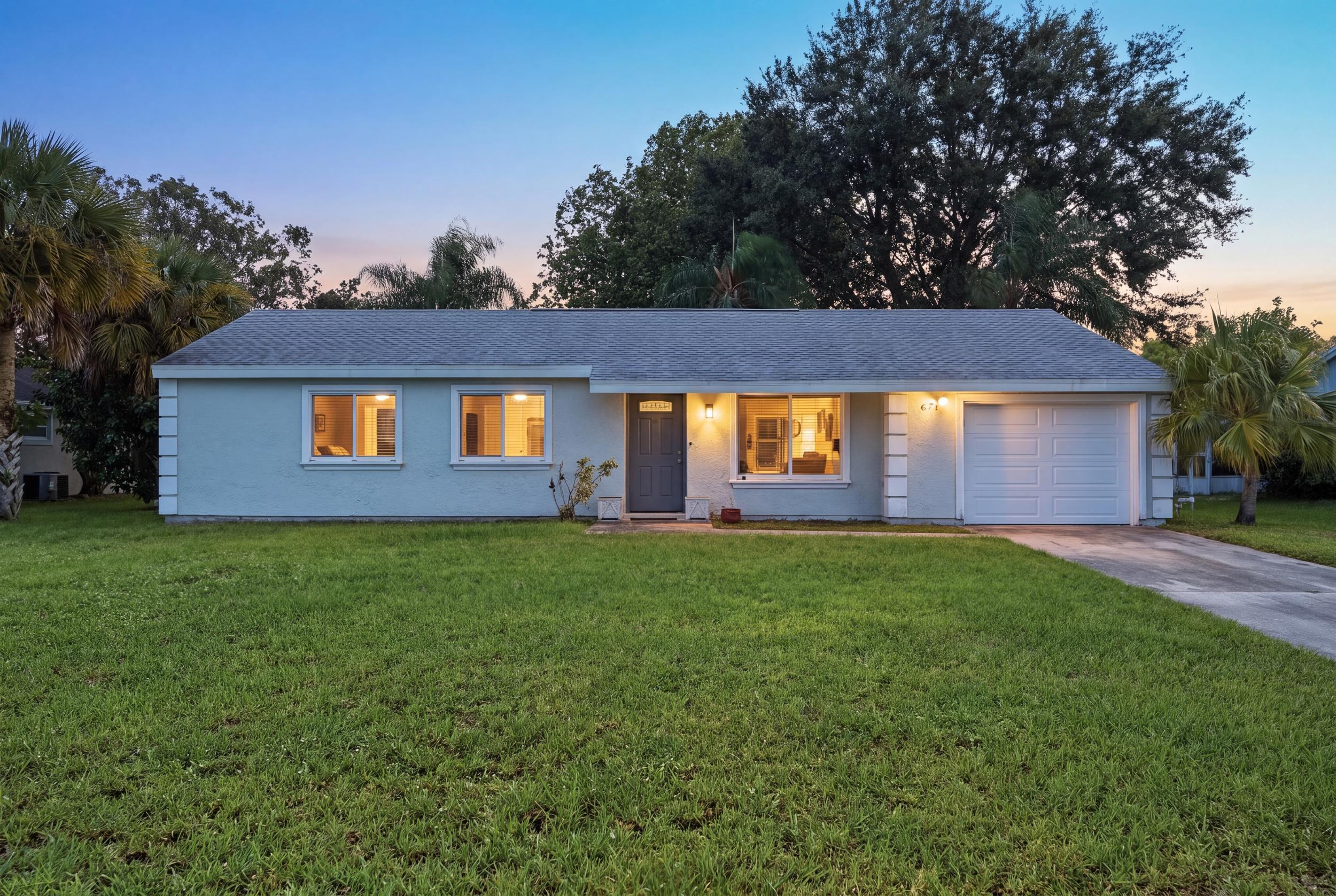674 SW Old Briar Avenue, Port St. Lucie, FL 34953, Port St. Lucie
