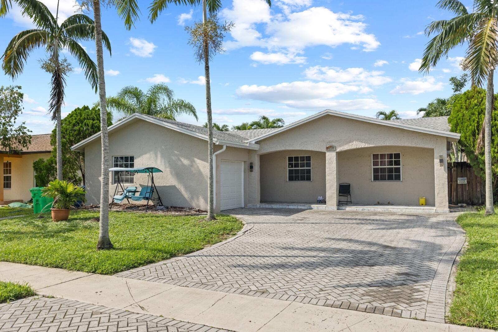 10975 NW 27th Place, Sunrise, FL 33322, Sunrise - Photo 3