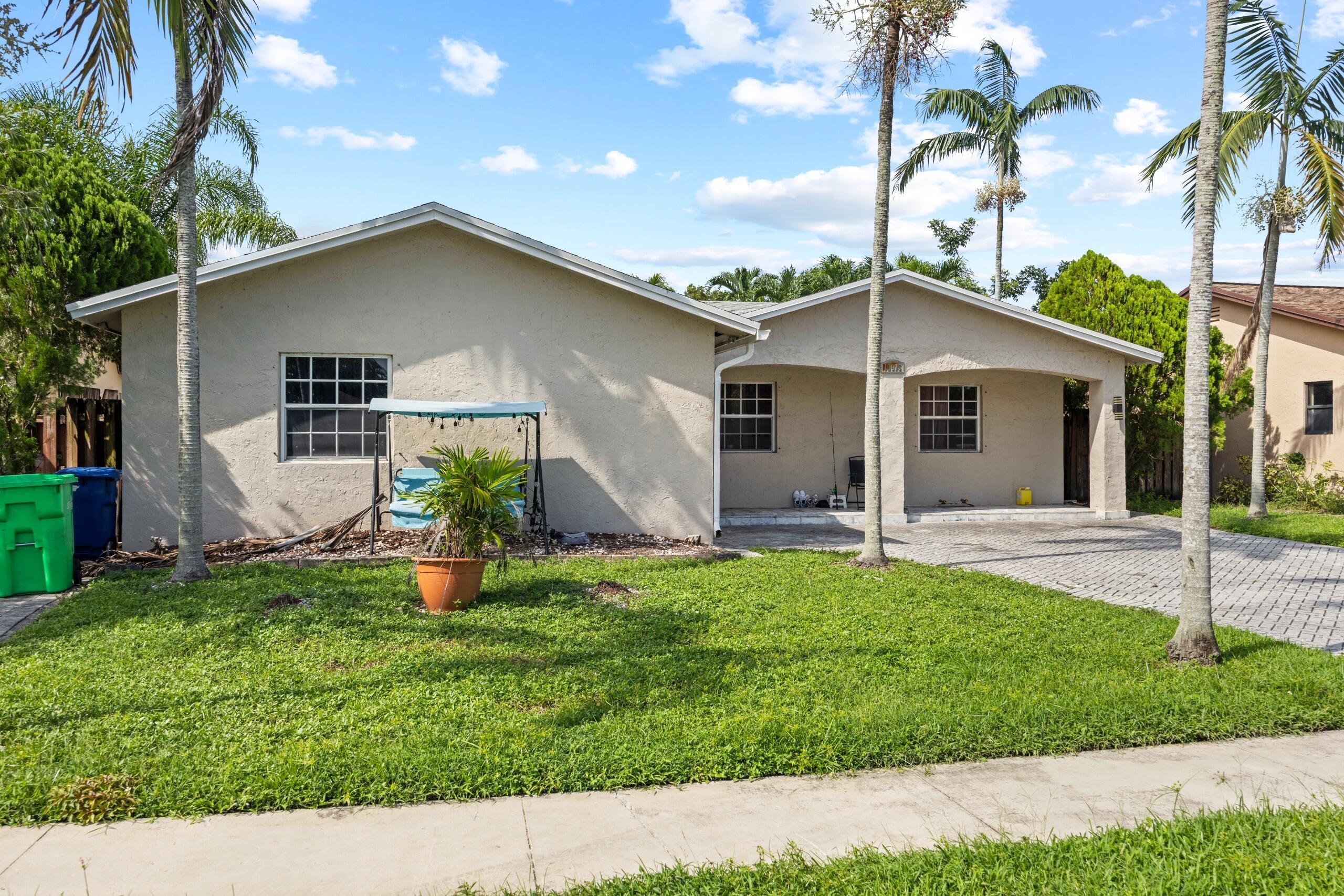 10975 NW 27th Place, Sunrise, FL 33322, Sunrise - Photo 4