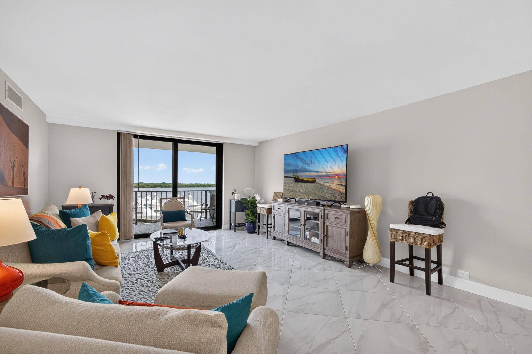 1208 MARINE Way 402, North Palm Beach, FL 33408, North Palm Beach