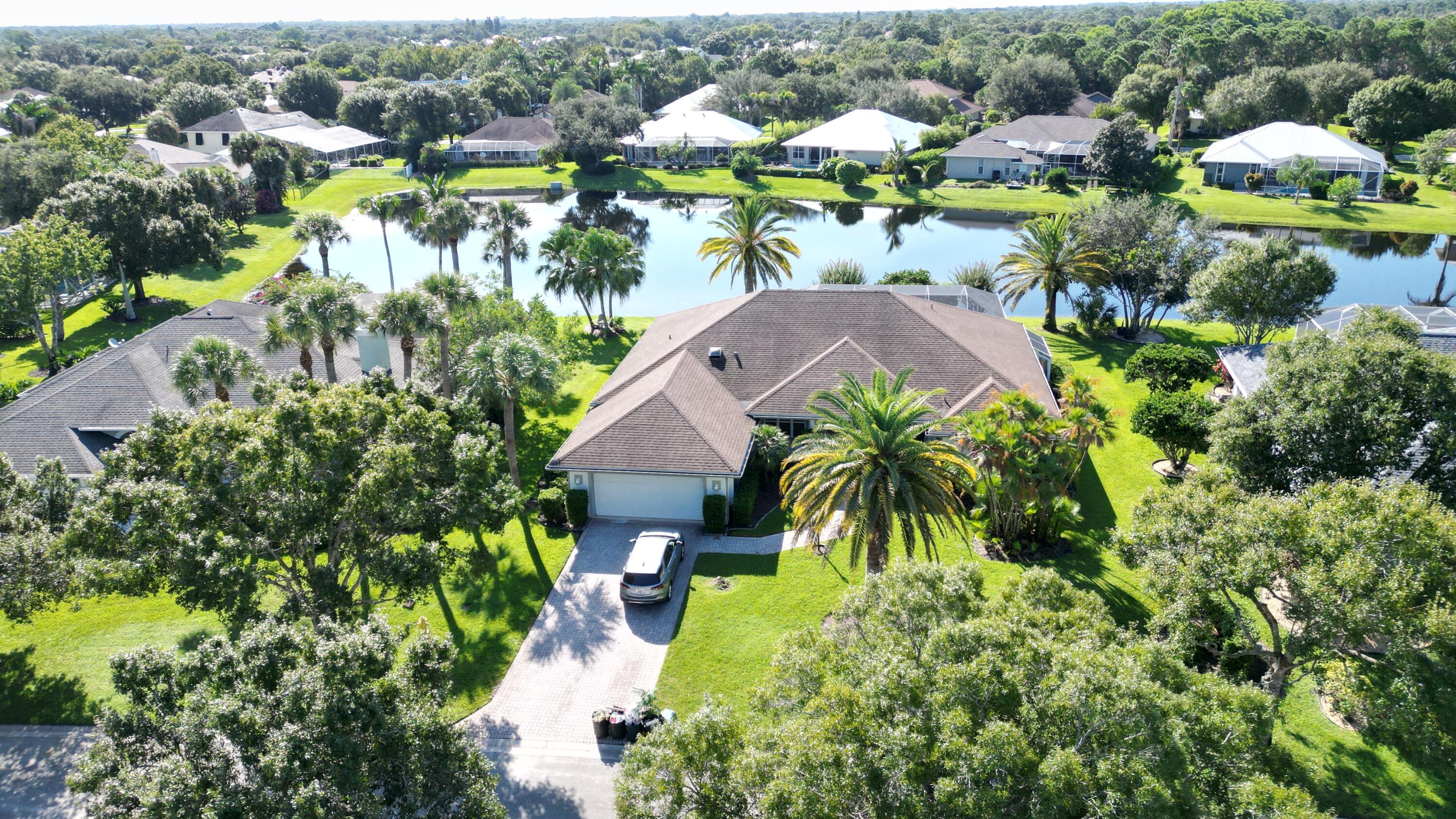 2263 SW DANFORTH Circle, Palm City, FL 34990, Palm City - Photo 4