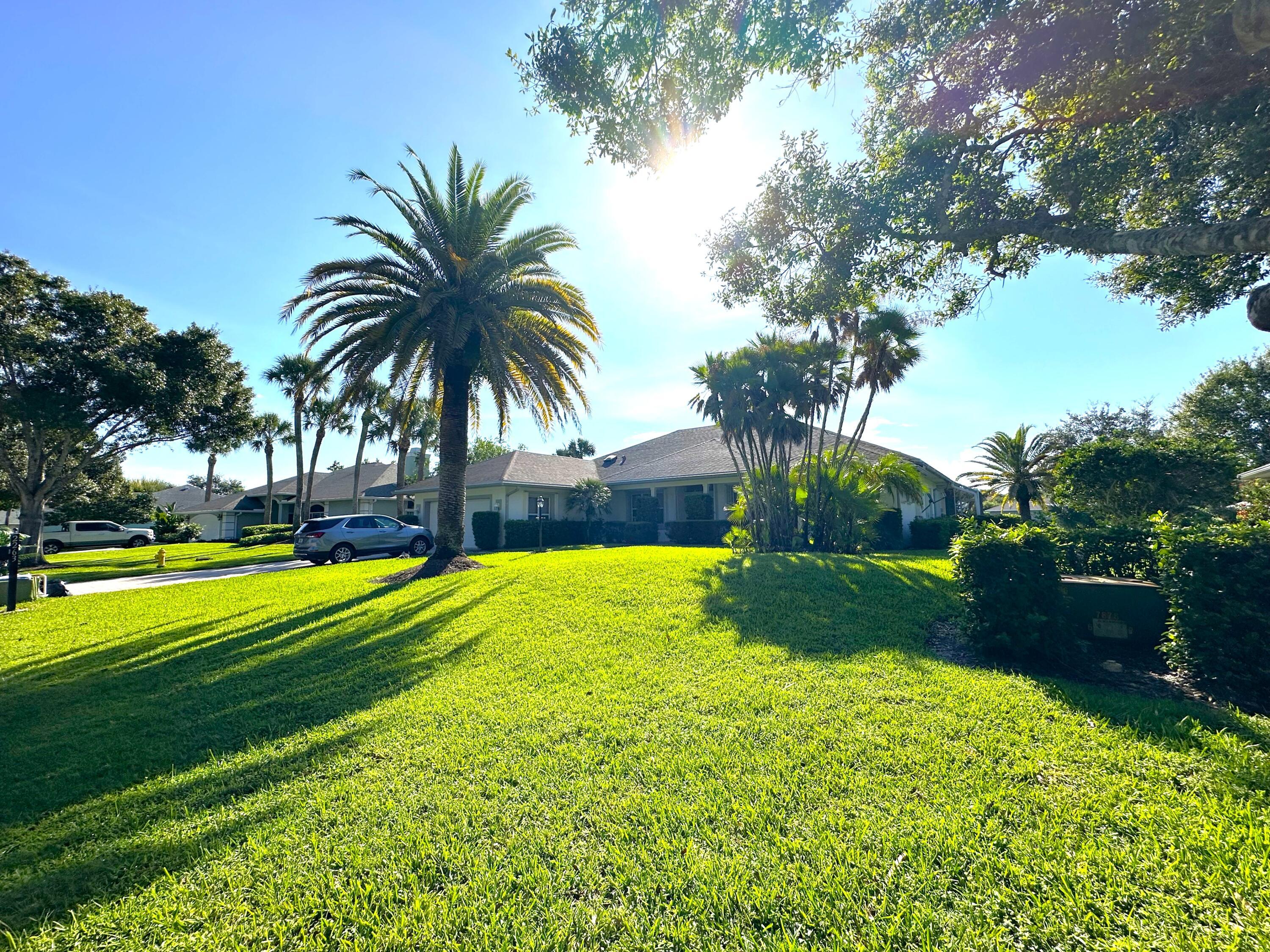 2263 SW DANFORTH Circle, Palm City, FL 34990, Palm City - Photo 2