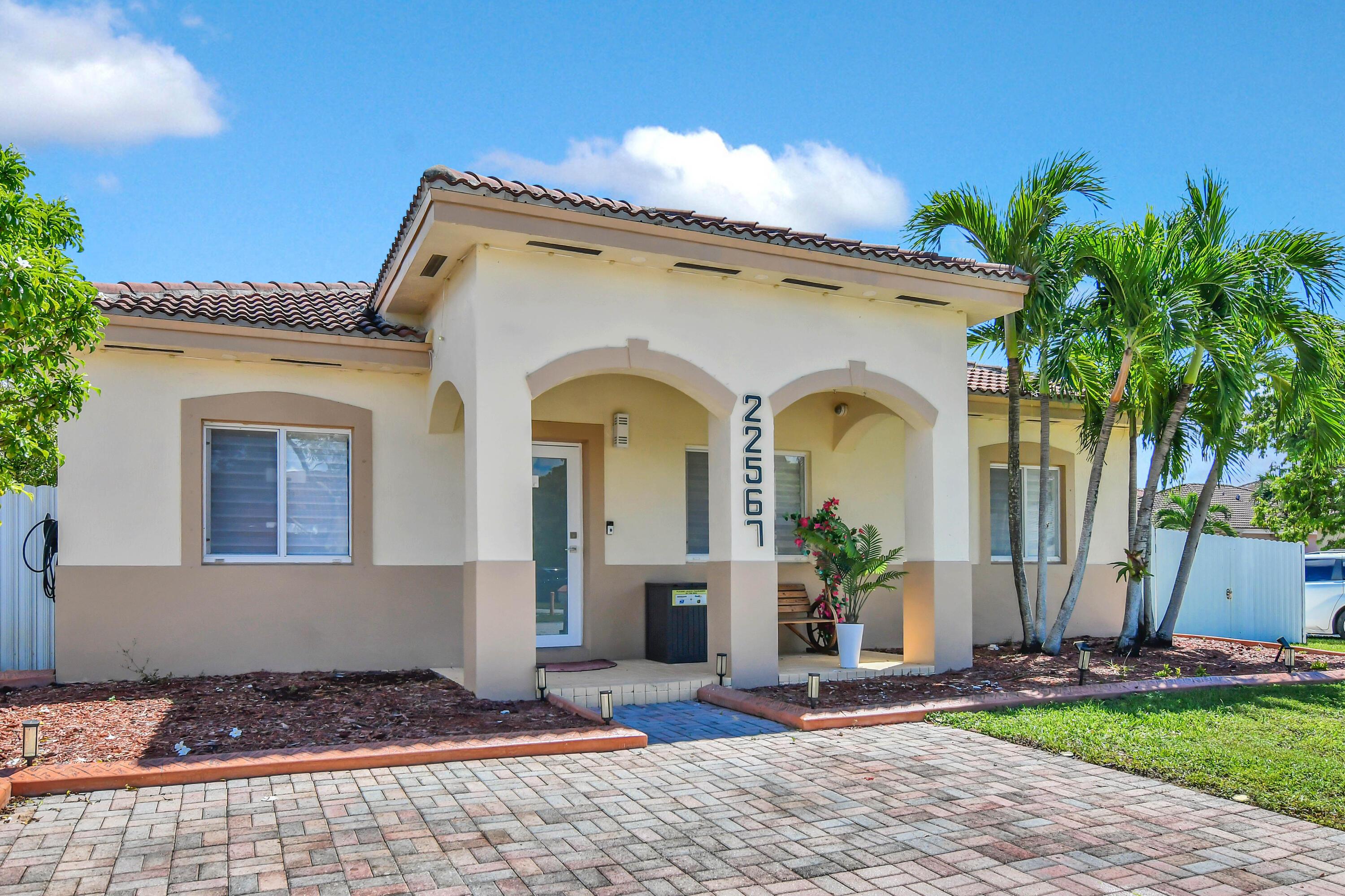 22567 SW 102ND Path, Cutler Bay, FL 33190, Cutler Bay - Photo 3
