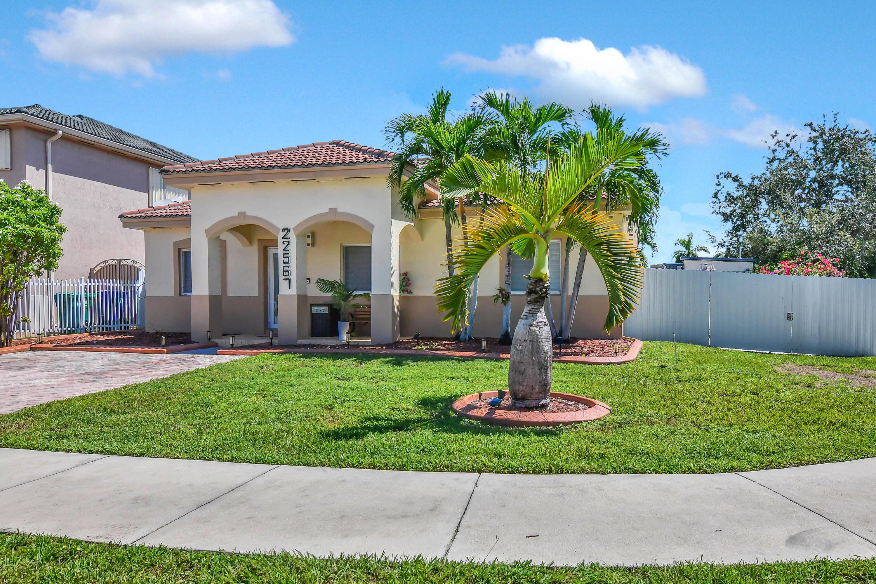 22567 SW 102ND Path, Cutler Bay, FL 33190, Cutler Bay - Photo 4