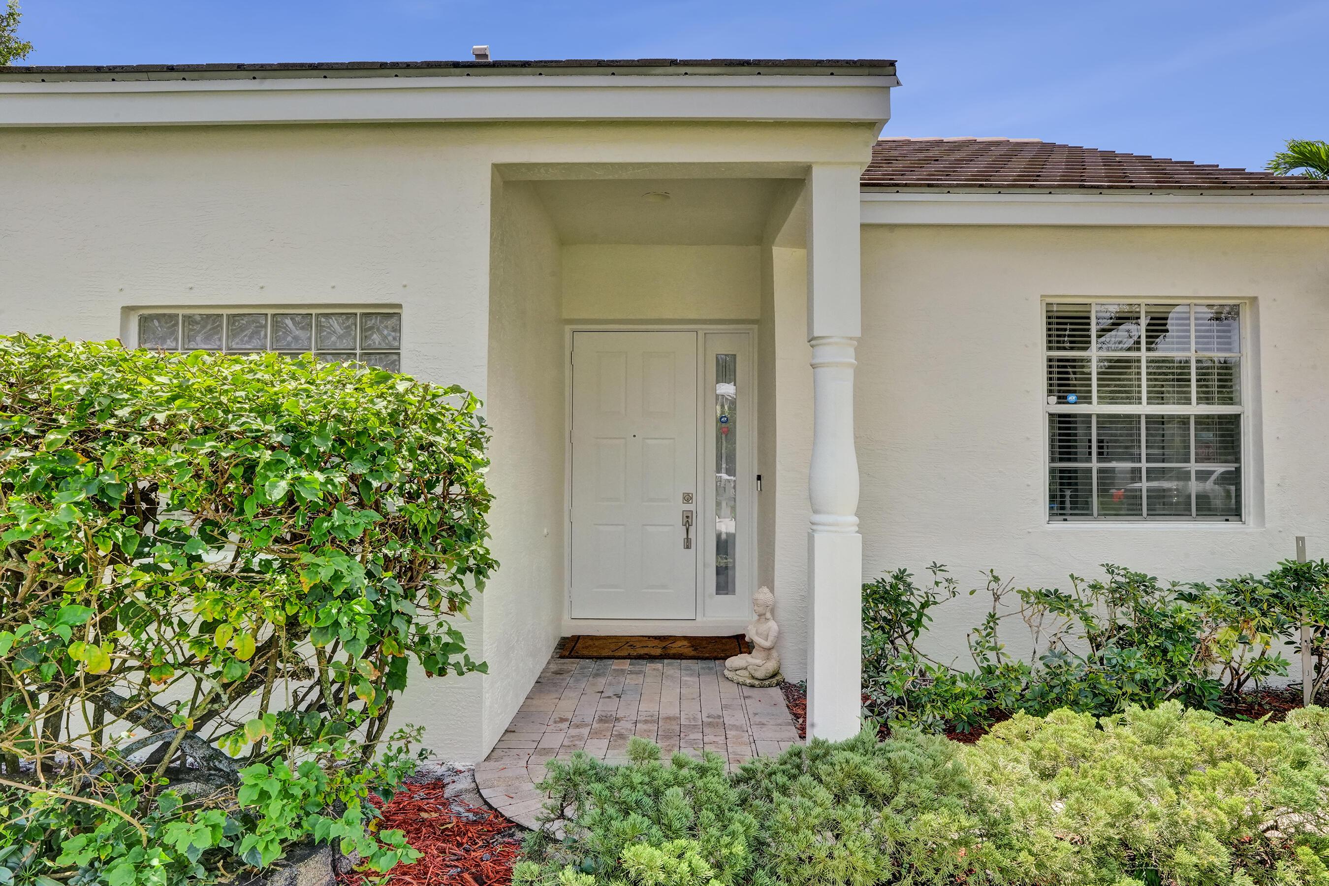 106 HAMILTON Terrace, Royal Palm Beach, FL 33414, Royal Palm Beach - Photo 3