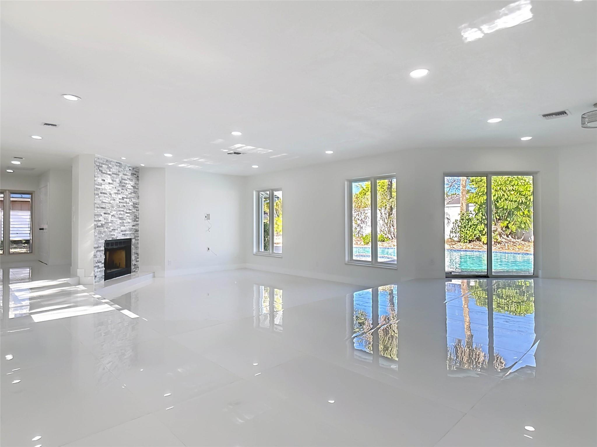 1200 POITRAS Drive, Vero Beach, FL 32963, Vero Beach - Photo 3