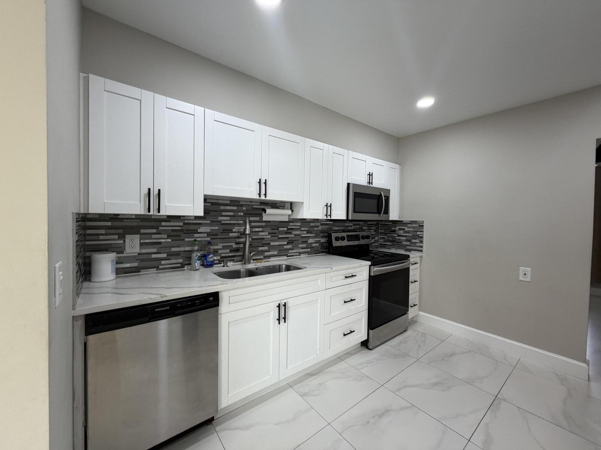 1408 SE 3RD Terrace, Deerfield Beach, FL 33441, Deerfield Beach - Photo 2