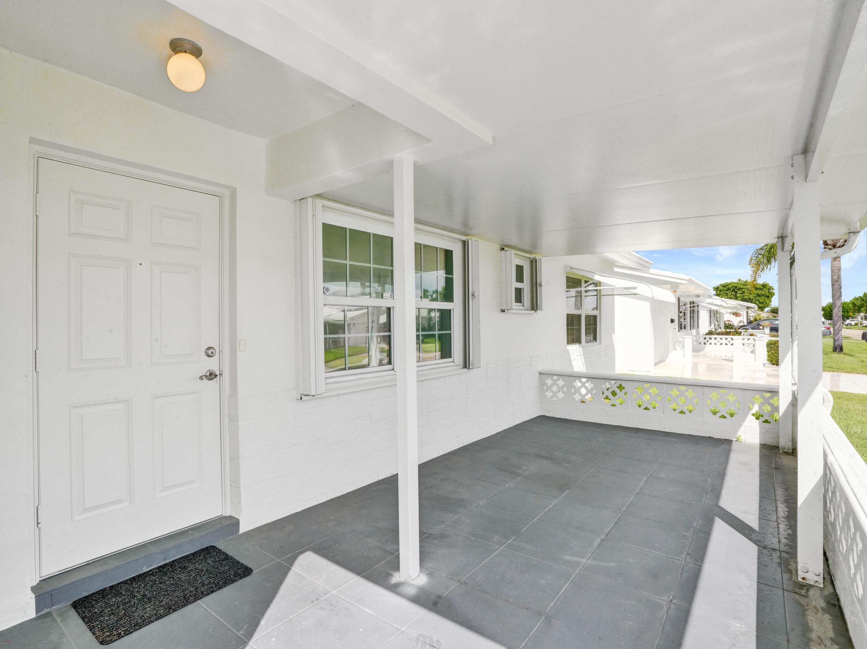 1013 SW 15th Street, Boynton Beach, FL 33426, Boynton Beach - Photo 5
