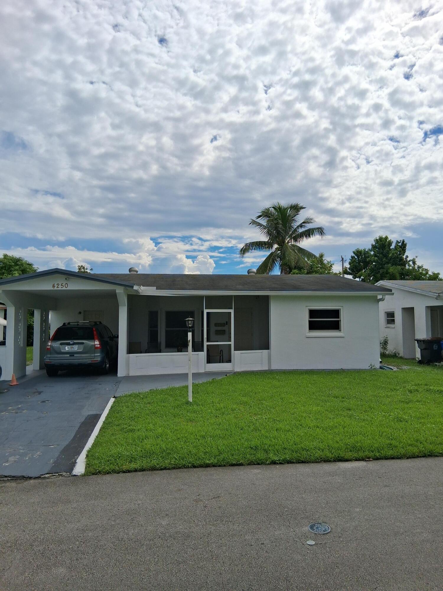 4250 NW 49TH Terrace, Lauderdale Lakes, FL 33319, Lauderdale Lakes - Photo 4