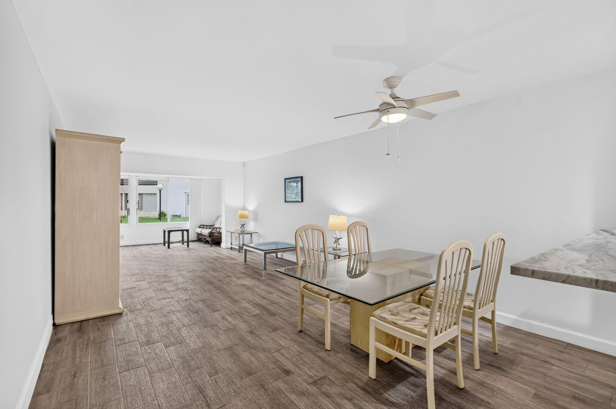 3186 VIA POINCIANA 115, Lake Worth, FL 33467, Lake Worth - Photo 5