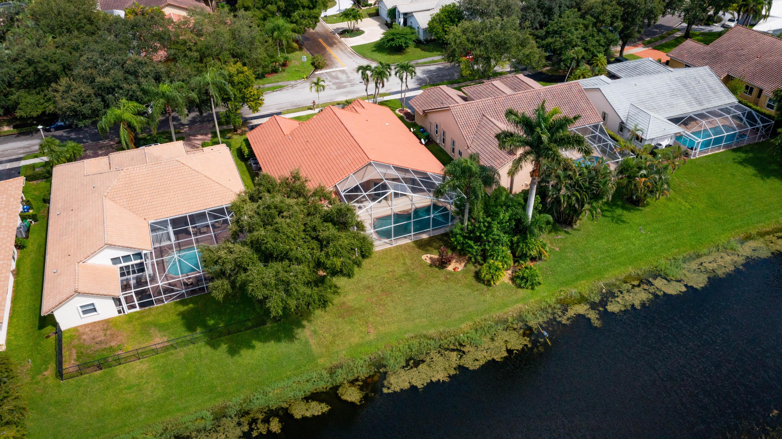 4900 NW 100TH Terrace, Coral Springs, FL 33076, Coral Springs - Photo 2