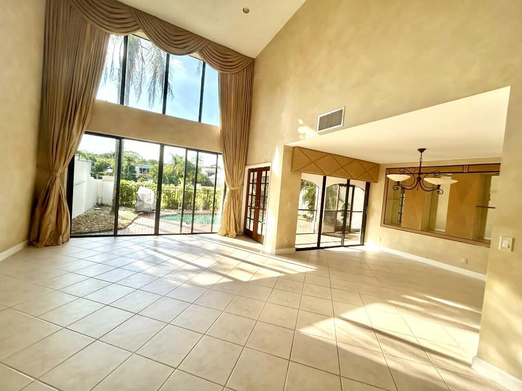 22641 Caravelle Circle 22641, Boca Raton, FL 33433, Boca Raton - Photo 2