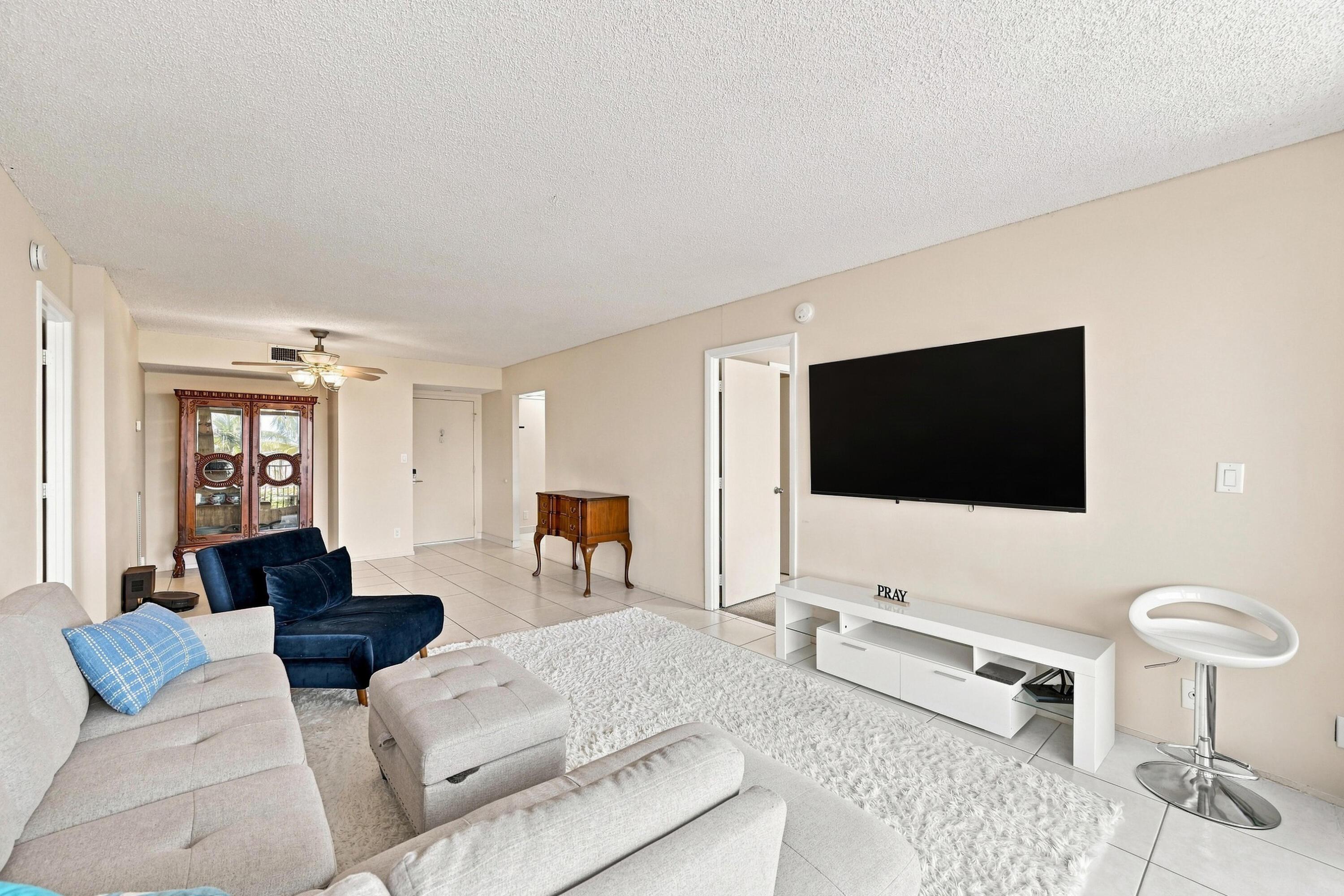 531 N OCEAN Boulevard 505, Pompano Beach, FL 33062, Pompano Beach - Photo 2