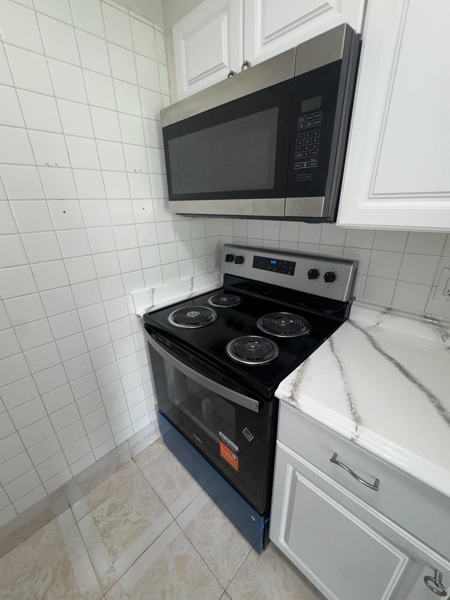 1758 Abbey Road 102, West Palm Beach, FL 33415, West Palm Beach - Photo 5