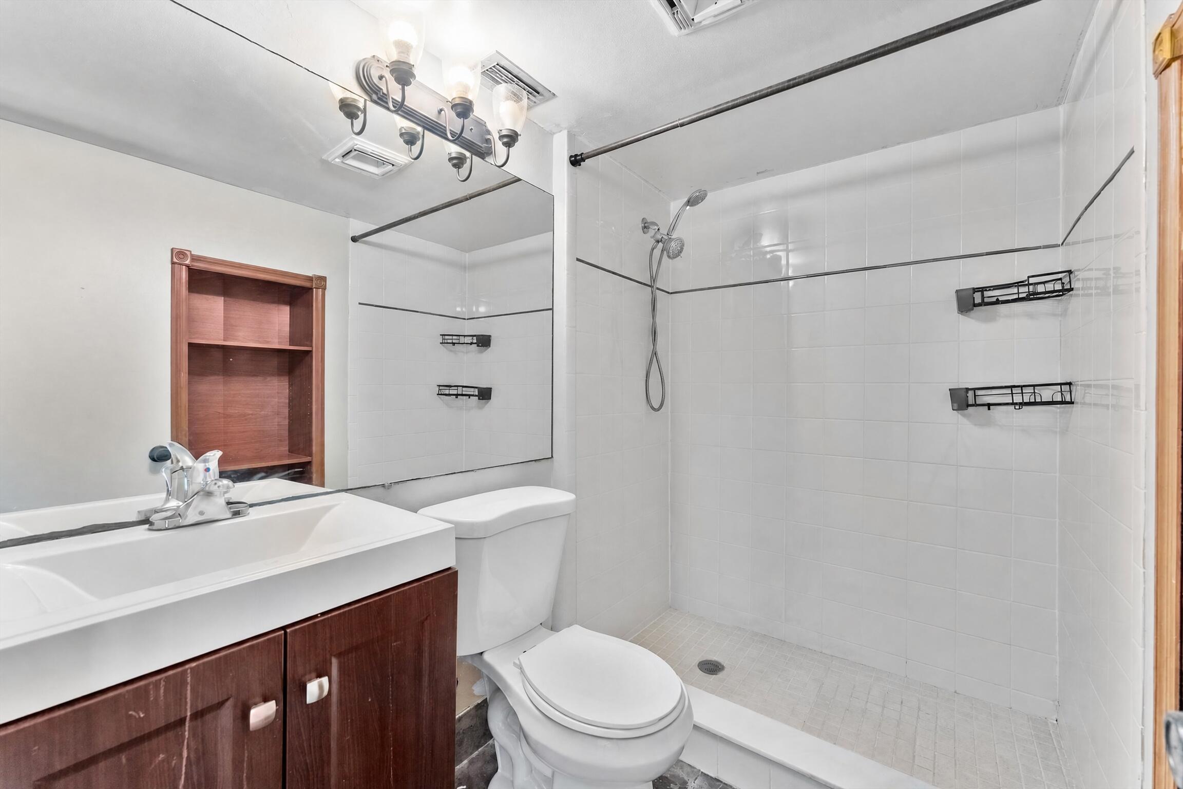 3750 Victoria Drive, West Palm Beach, FL 33406, West Palm Beach - Photo 5