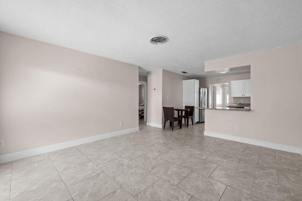 722 Granada Street A, Fort Pierce, FL 34949, Fort Pierce - Photo 2