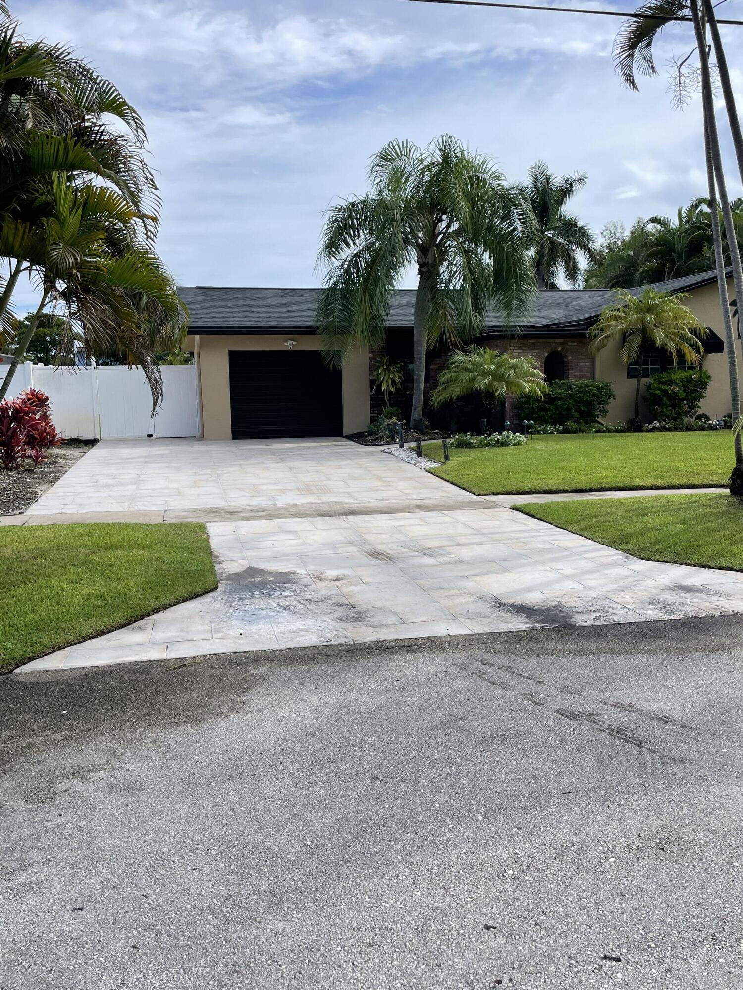 79 OREGON Lane, Boca Raton, FL 33487, Boca Raton - Photo 3