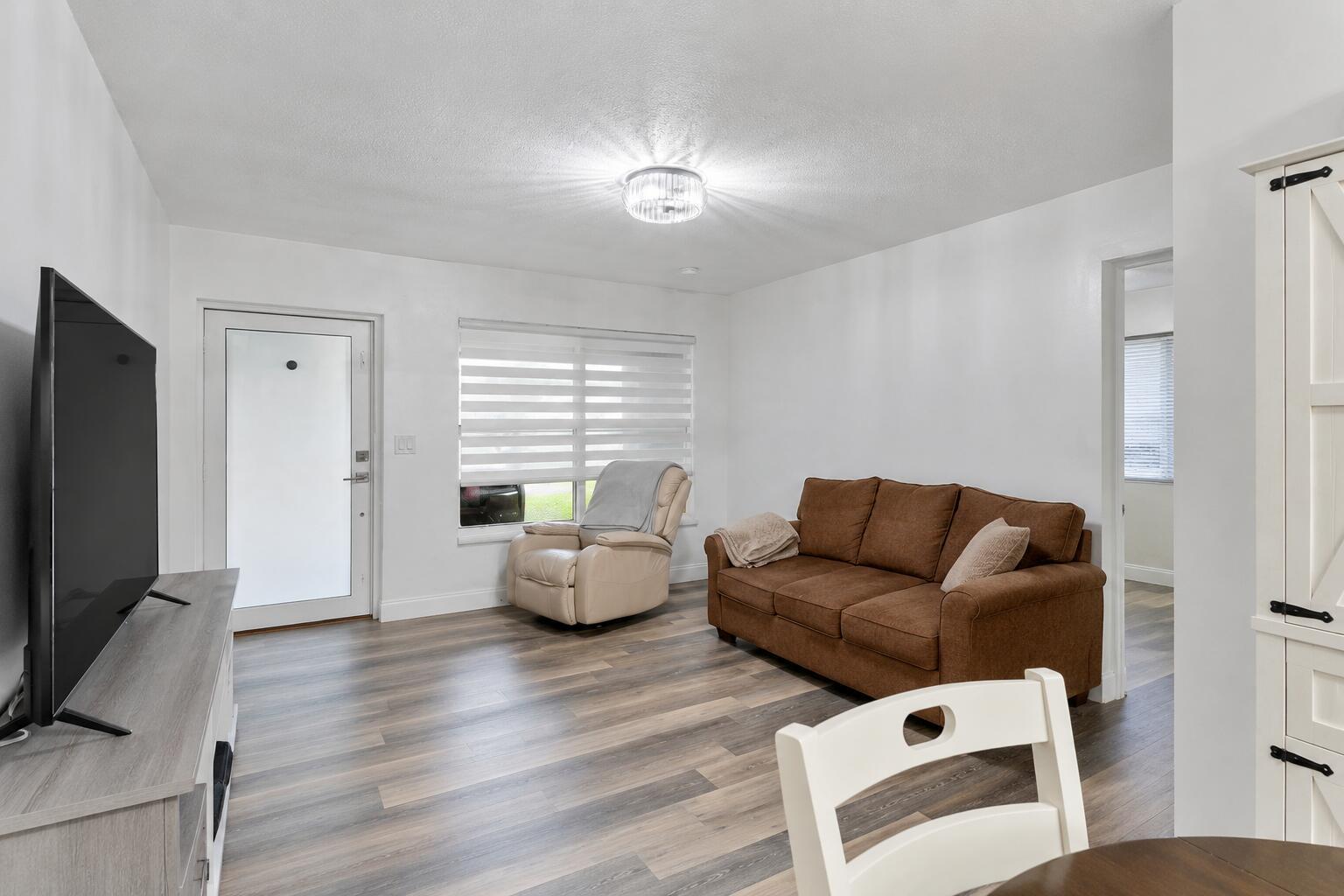 6337 NW 24TH Court, Margate, FL 33063, Margate - Photo 5