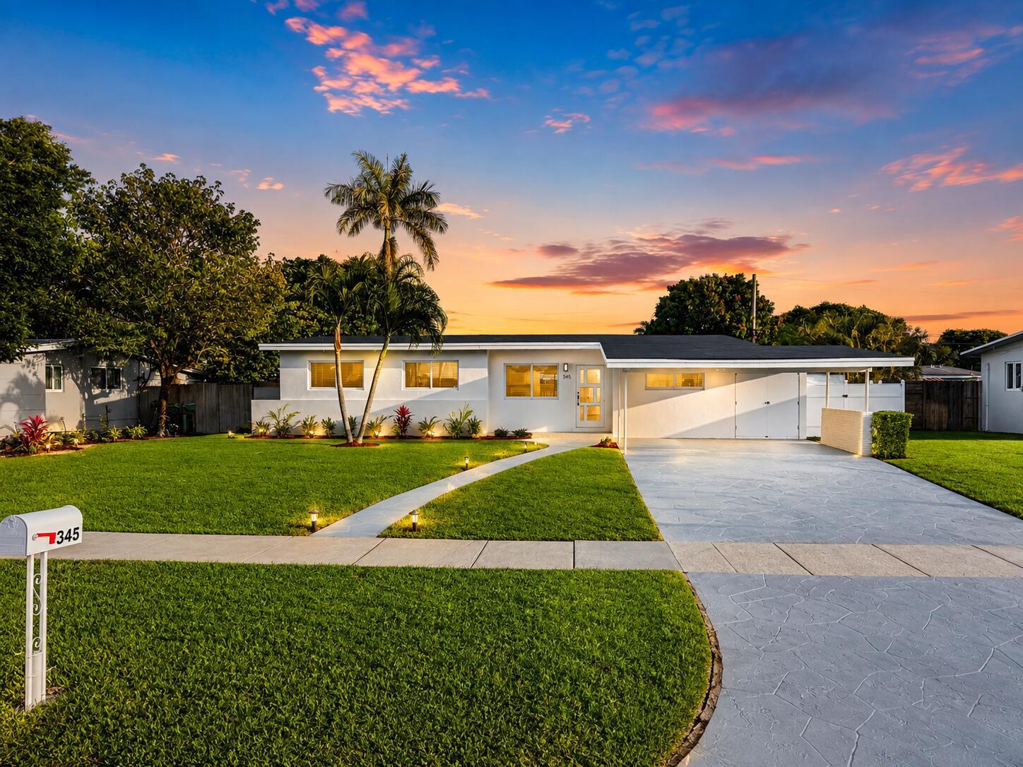 345 PINEHURST Road, Palm Springs, FL 33461, Palm Springs