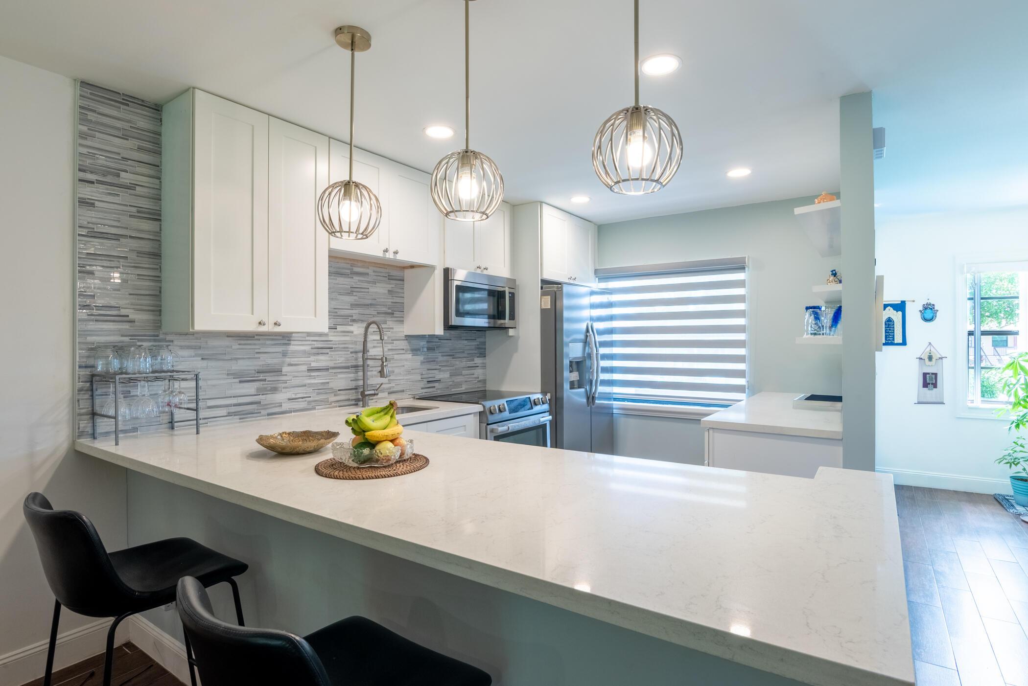 9282 Vista Del Lago 33D, Boca Raton, FL 33428, Boca Raton - Photo 3