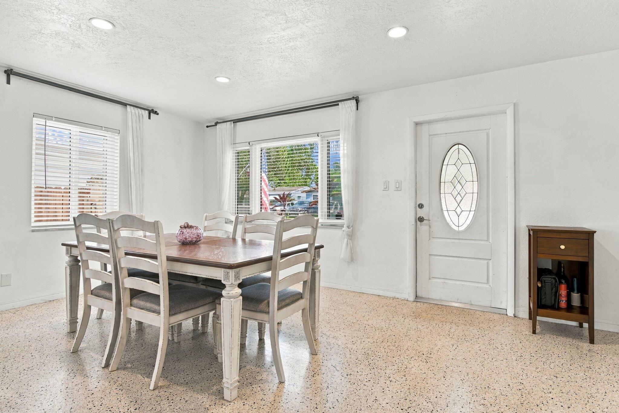 245 SW 5TH Street, Dania Beach, FL 33004, Dania Beach - Photo 3
