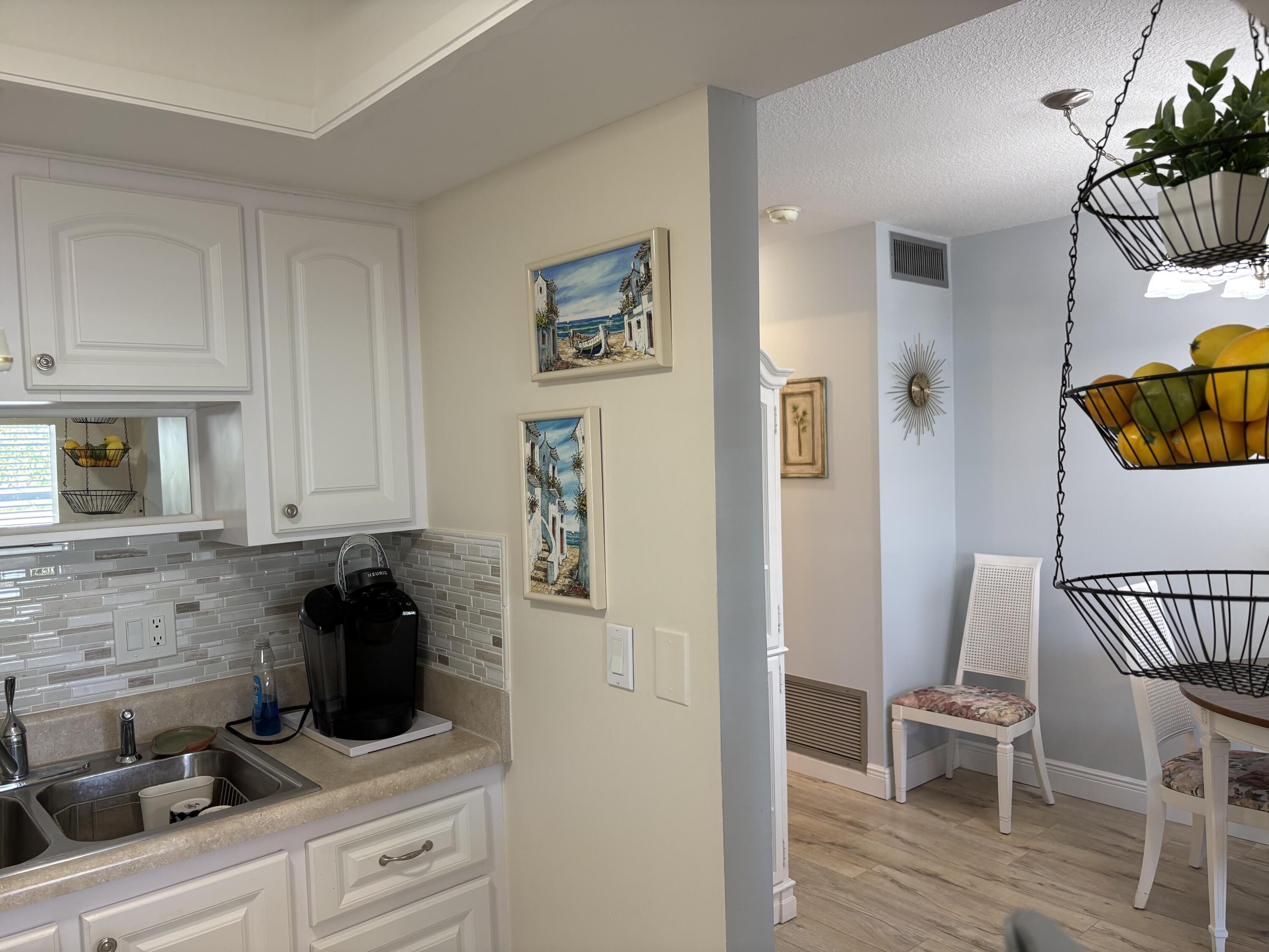 2929 SE OCEAN Boulevard 146-2, Stuart, FL 34996, Stuart - Photo 5